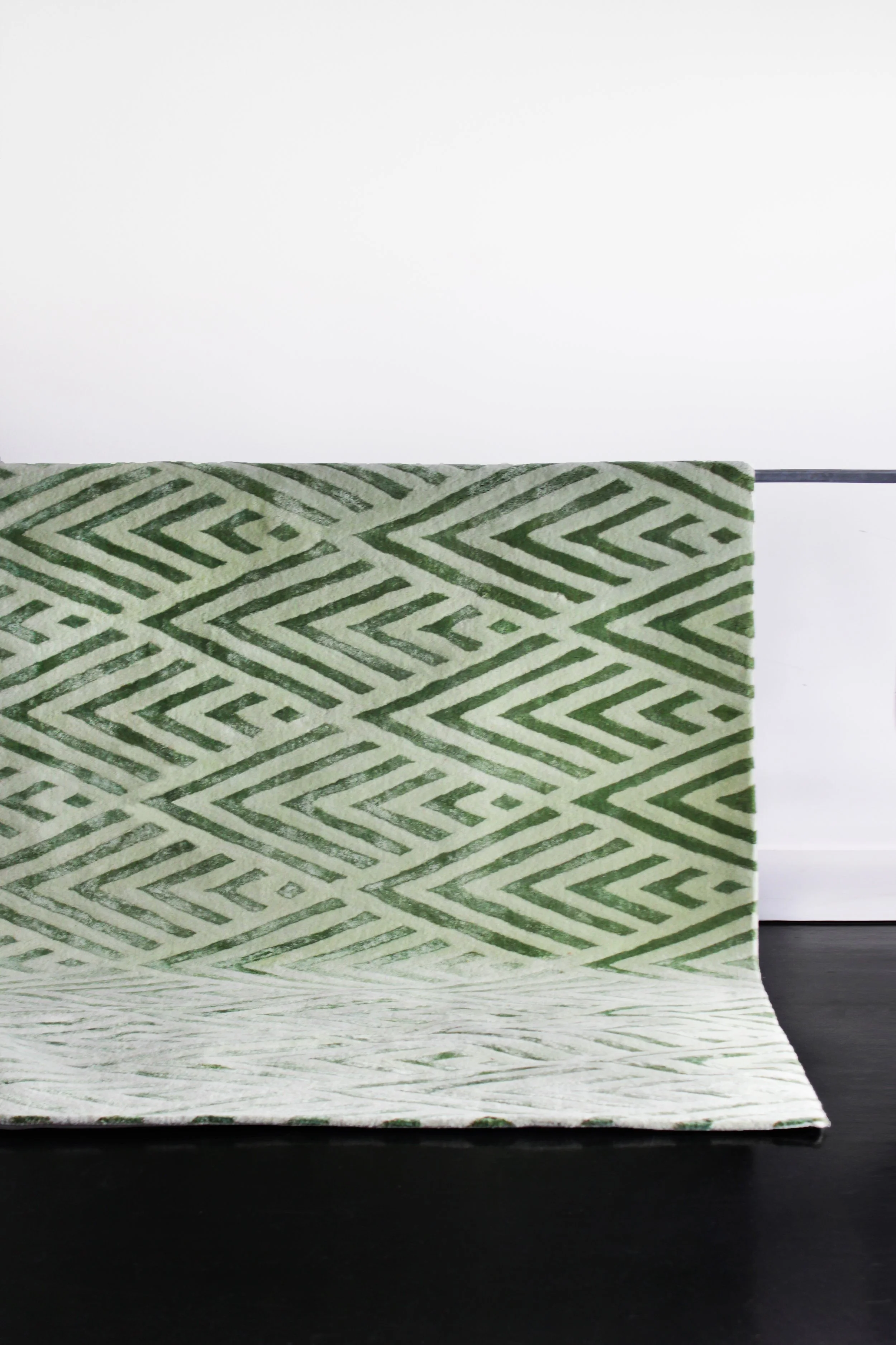 TEMPOA FLOOR RUG - COURTYARD GREEN