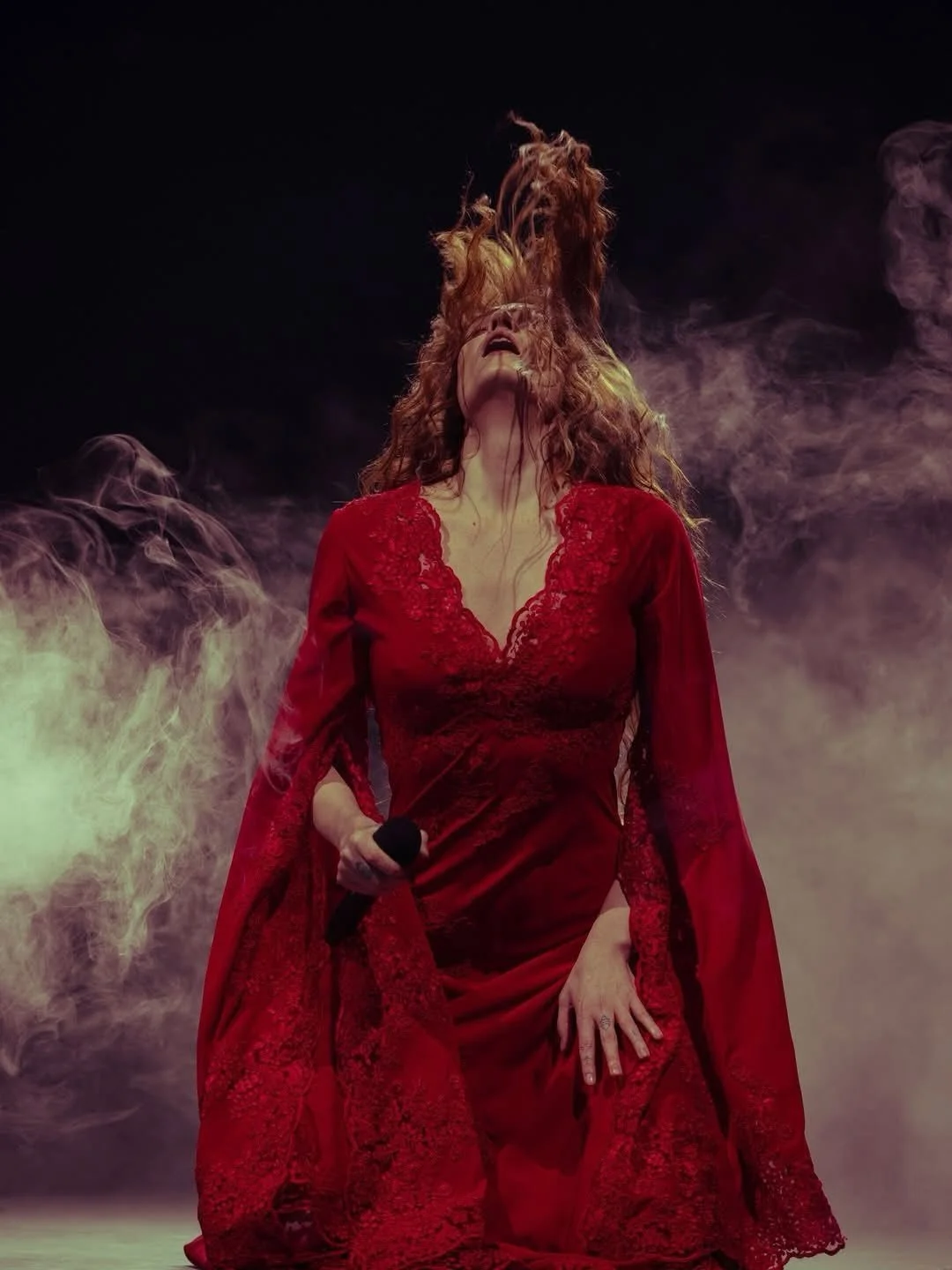 Lighting Director for the @florenceandthemachine &lsquo;Everybody Scream Tour&rsquo;. ❤️&zwj;🔥

Creative Director Molly Hawkins @mollyjane_x
Production and Lighting Designer&nbsp;@studingley&nbsp;@silenthousegroup

Lighting Programmer&nbsp;@willflav