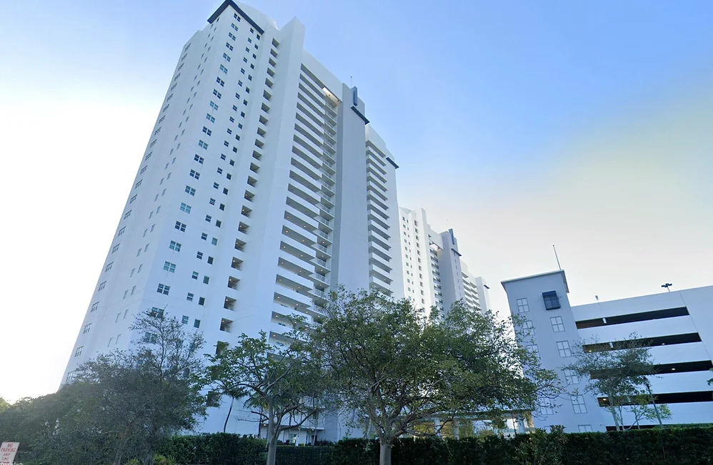 Royal Oaks — Swerdlow Group