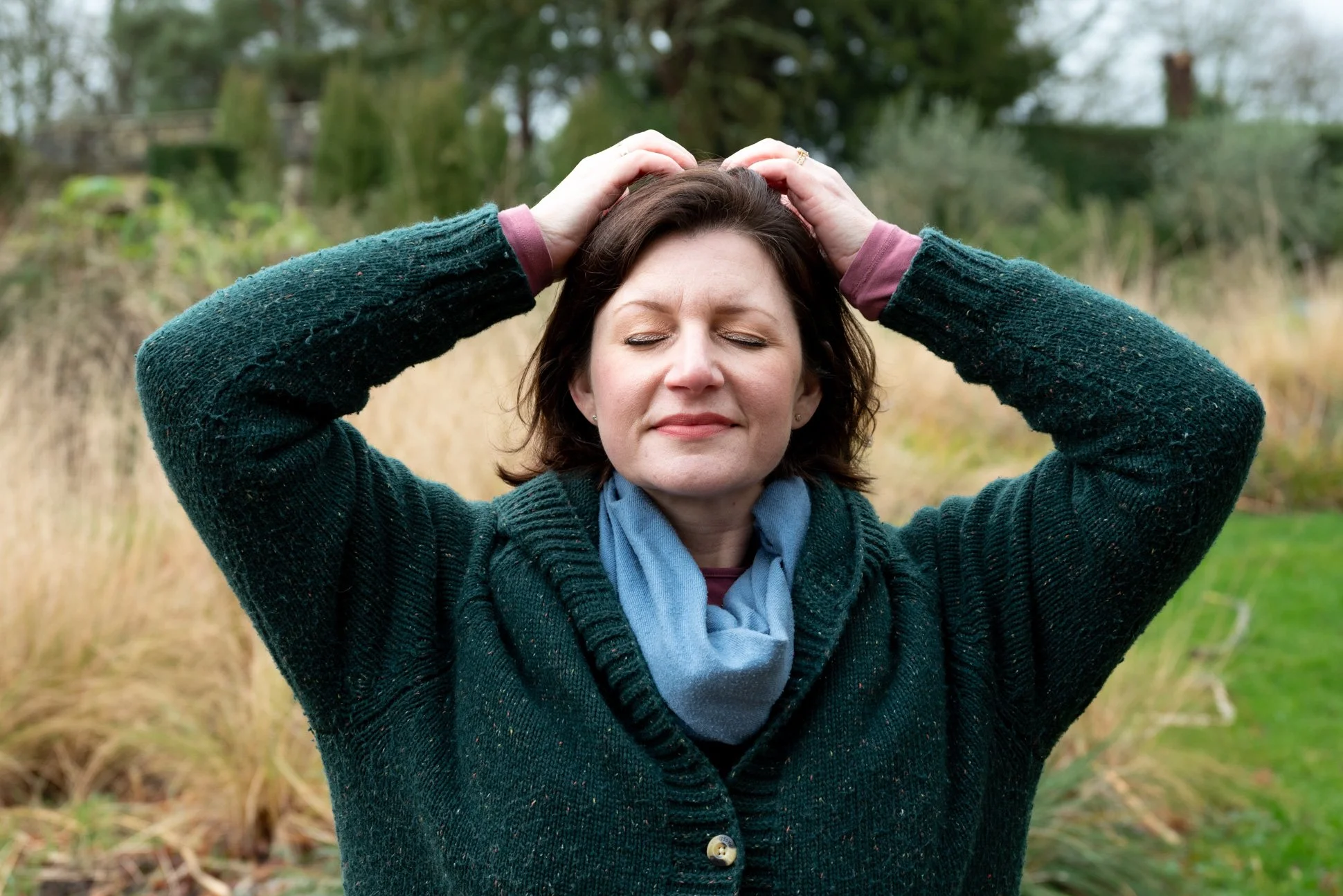 April_nymans_green cardi headtap1.jpg