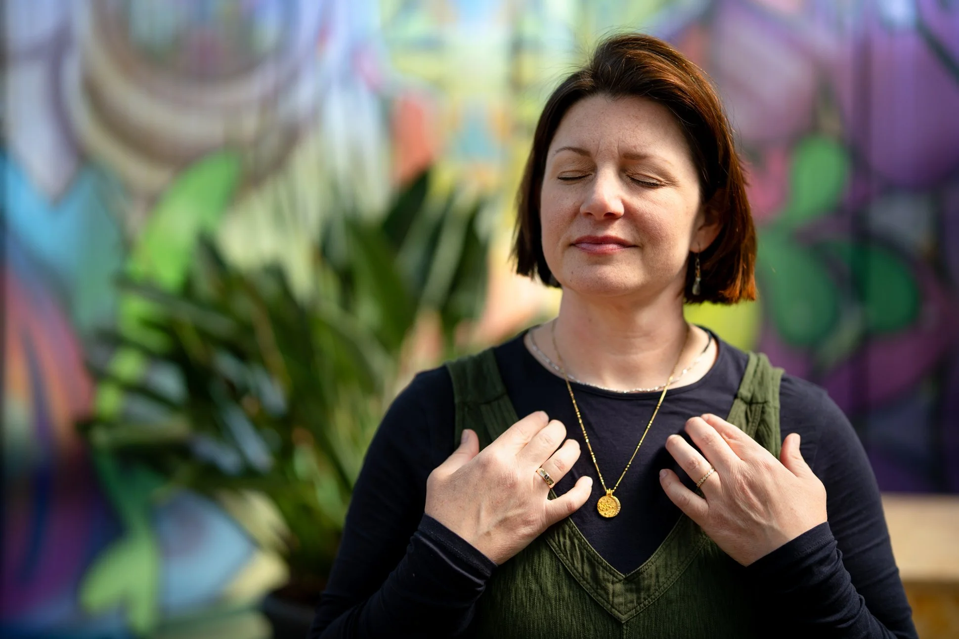 collarbone tap_seed bank.jpg