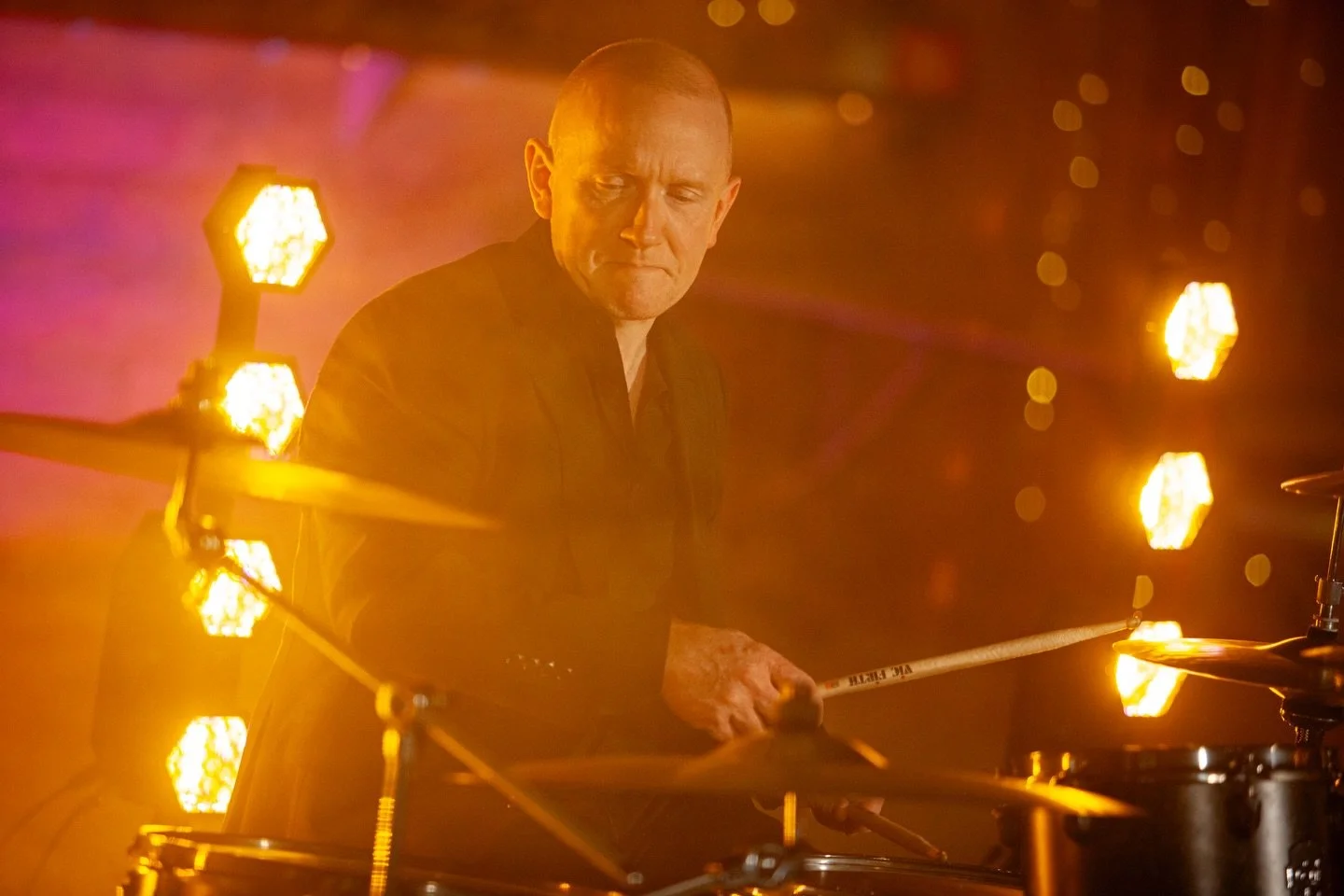 Paul bringing some fresh beats @paulhitsdrums photo credit @leethompsonimages #partyband #weddings