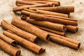 KAYU MANIS / CINNAMON / PATTAI