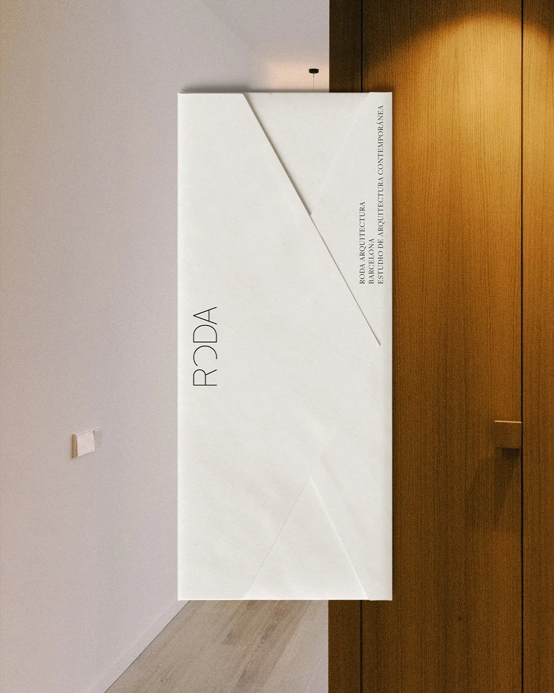 Project from the archive.

RODA arquitectura was one of the first studios Milou ever branded - a Barcelona-based architecture practice defined by simplicity, experimentation, and warm, understated design.

Before el medi studio existed, this project 