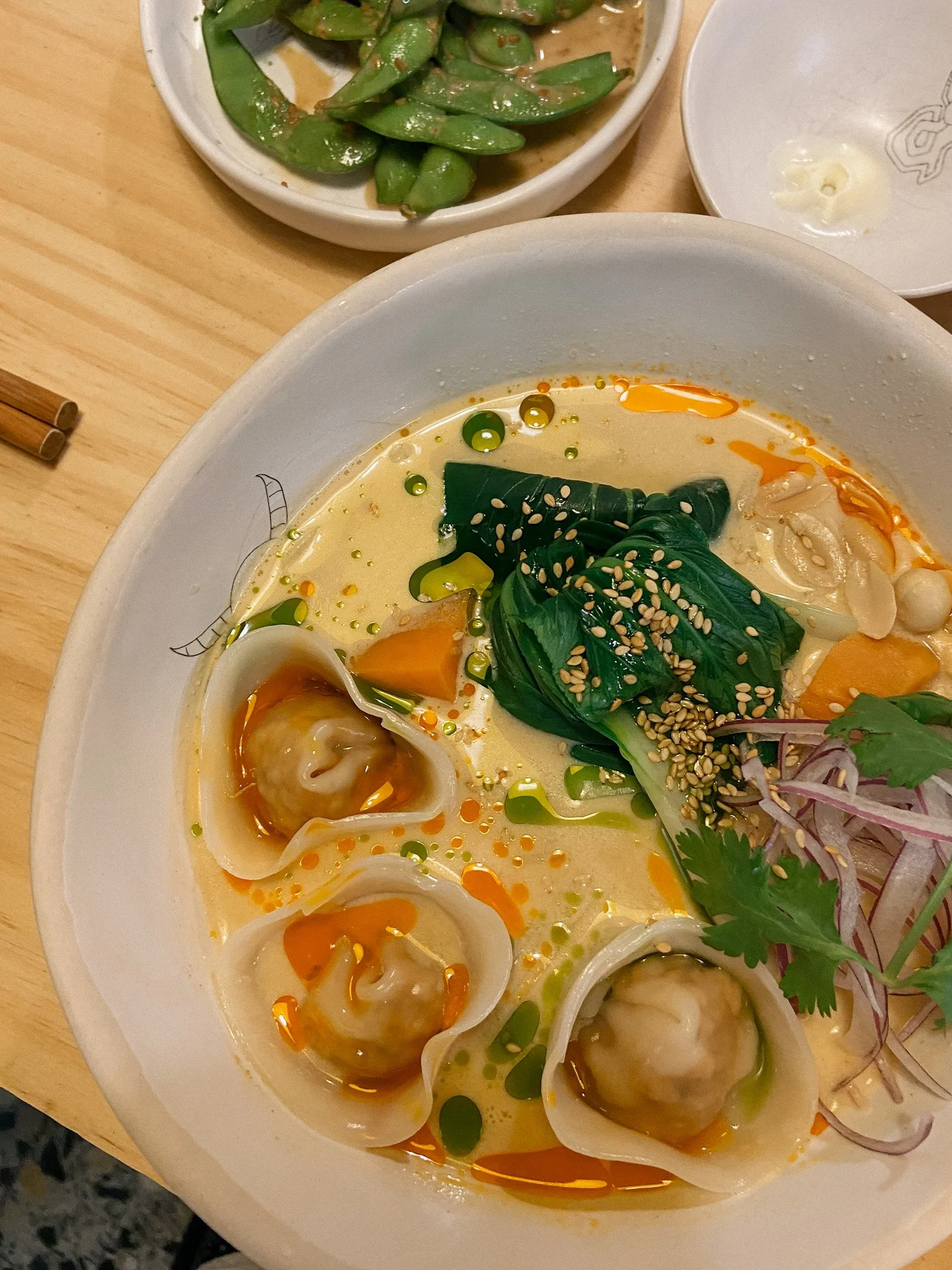 Noru Bar Barcelona, a ramen spot in Poblenou known for its unique flavors and local art.