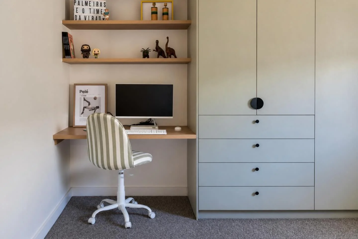 Why is the default always white robes&hellip; because one day we might tire of a colour? 

What if we never do. 🤸

A throwback to our Scarborough Project - kids robes in Laminex Seed. 

#laminexau #perthinteriors #perthcabinetry #perthinteriordesign