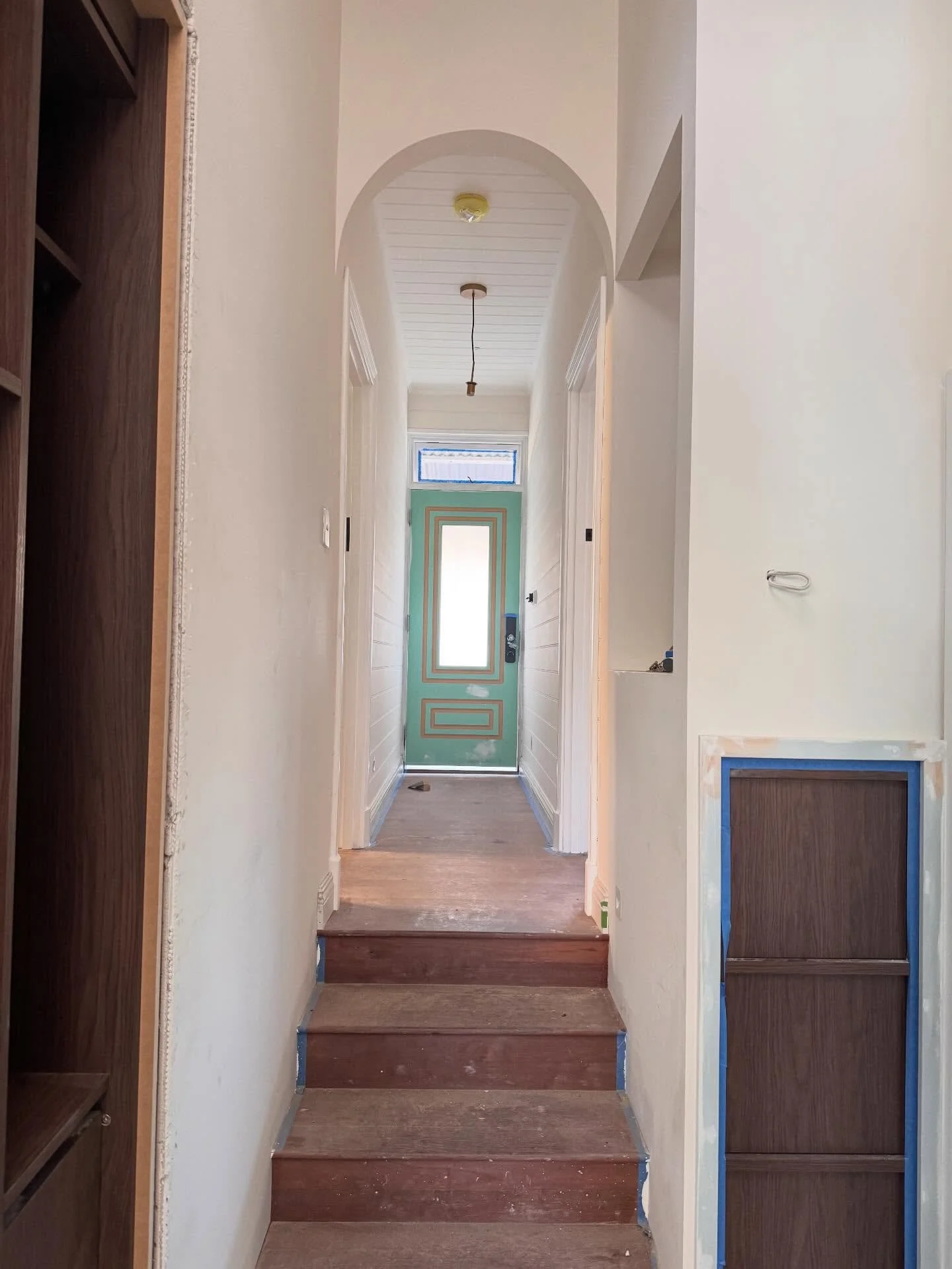 Site visit snaps. 📷 It&rsquo;s been a long and winding road but the finish line is in sight.

These old homes will always have our hearts. 🖤

@buenavista_designaus X @soulbirdstyling 👯&zwj;♀️