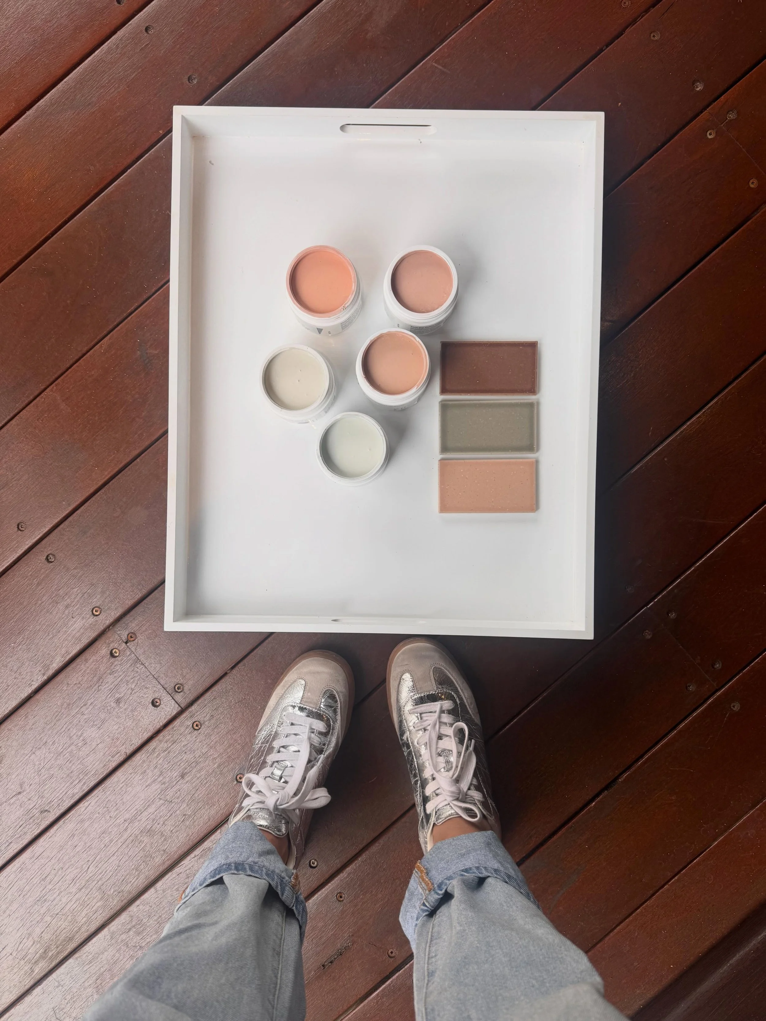 Exterior paint scheme loading&hellip;Ideas brewing with @bond.interiors 🤸