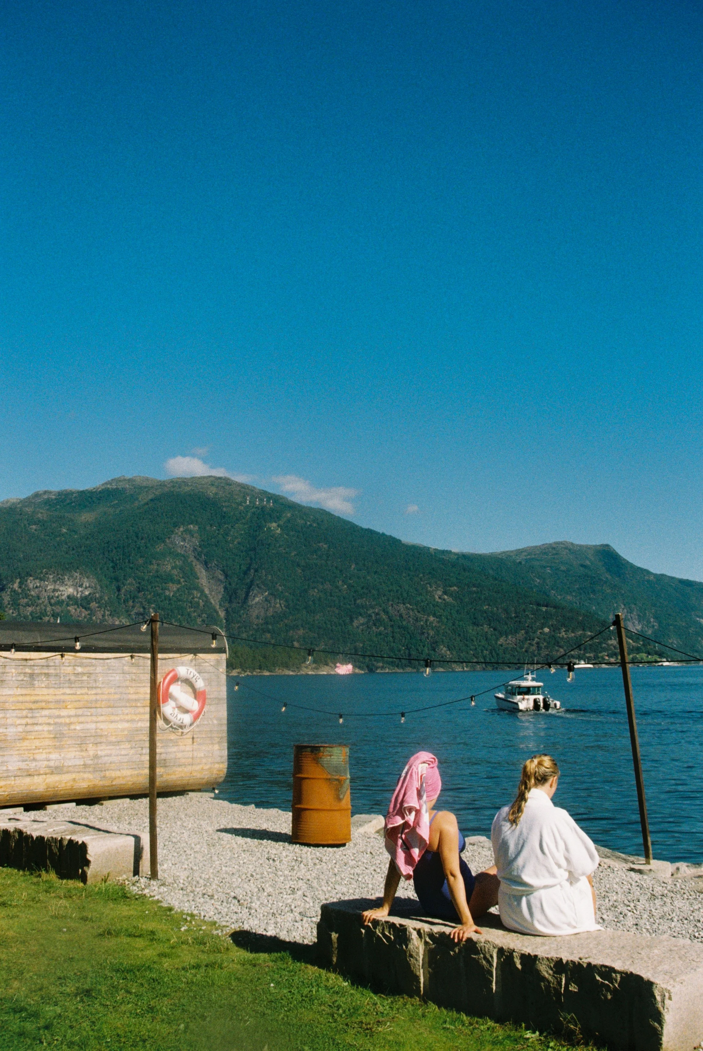 R1-03415-031A 22.43.55.jpg