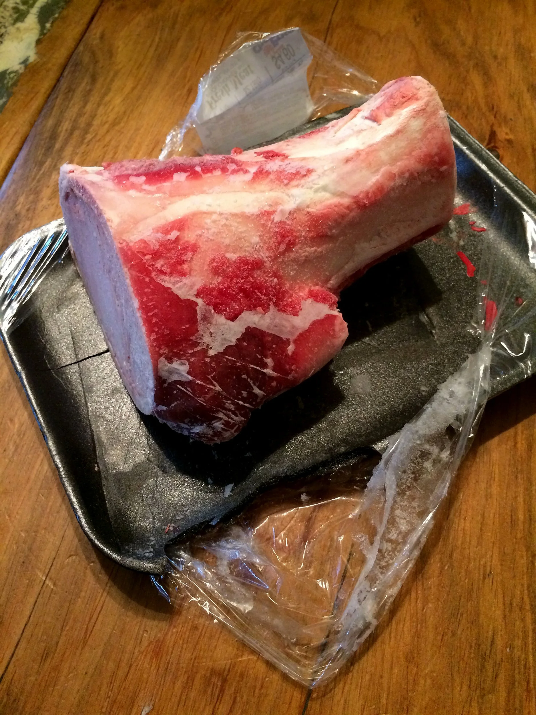 EDITORIAL (Beef Bone)