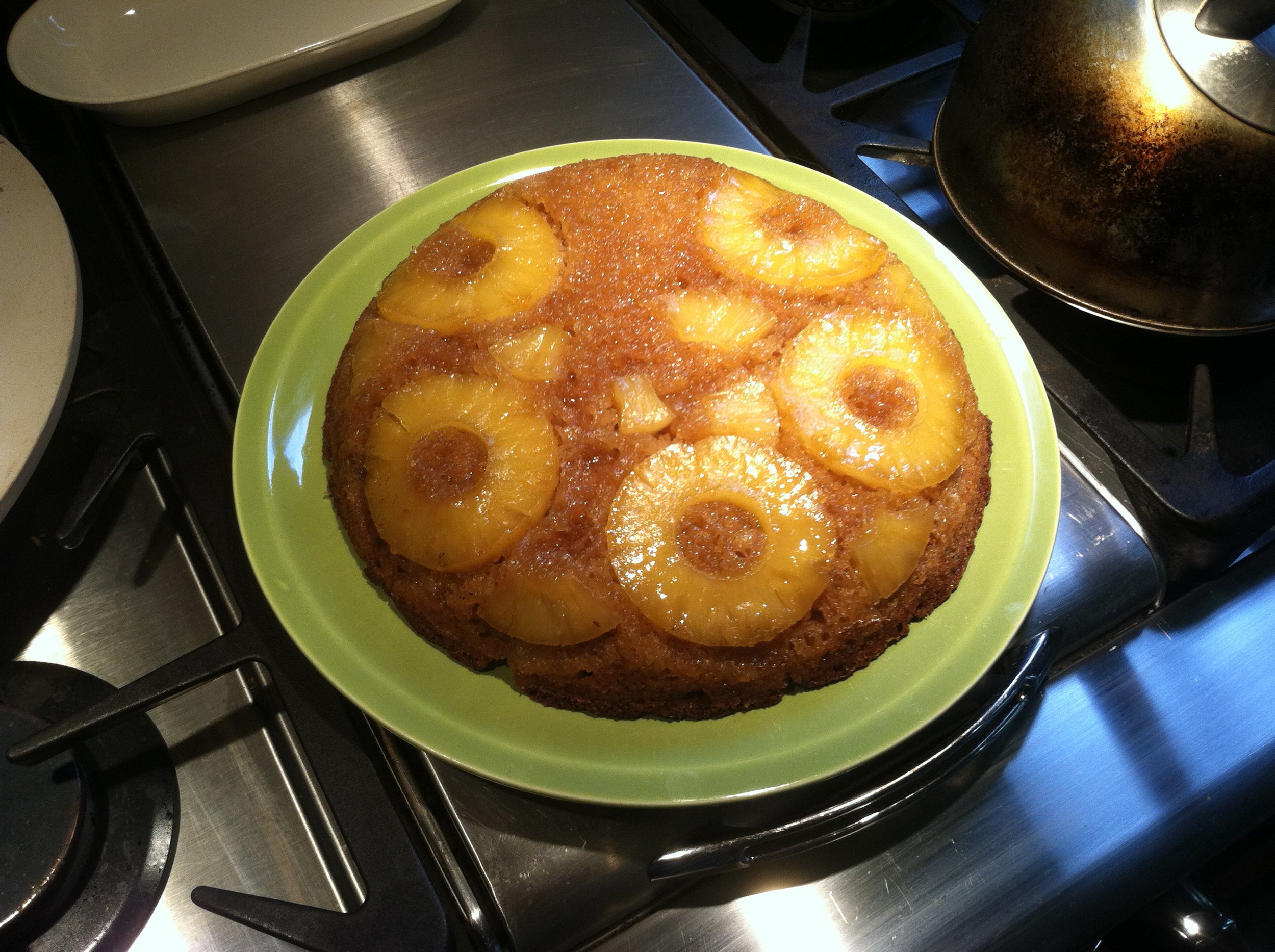 EDITORIAL (Upside Down Pineapple Cake)