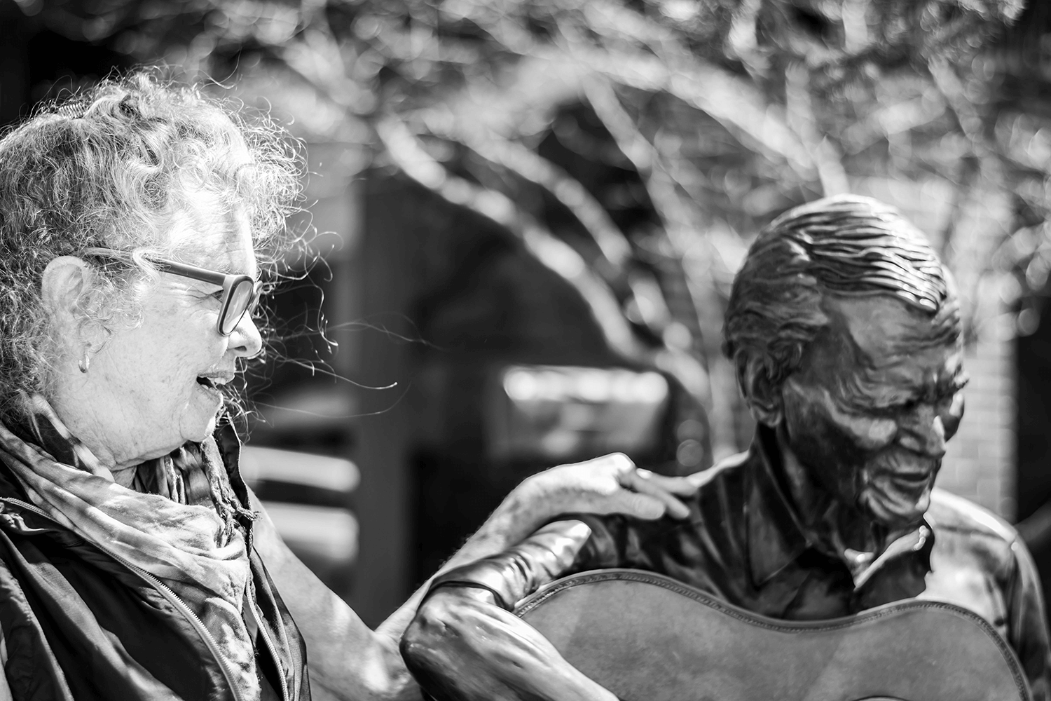 Shannon Photo BW.png