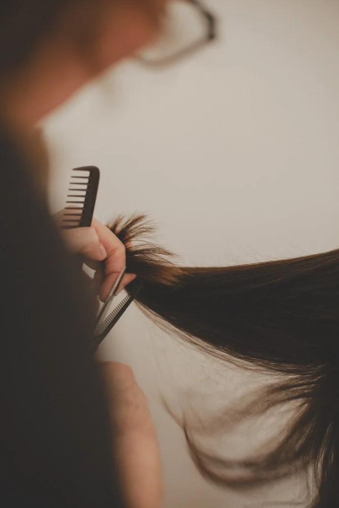 Friseur in Leipzig Innenstadt schneidet dein Haar nach deinen Bedürfnissen.