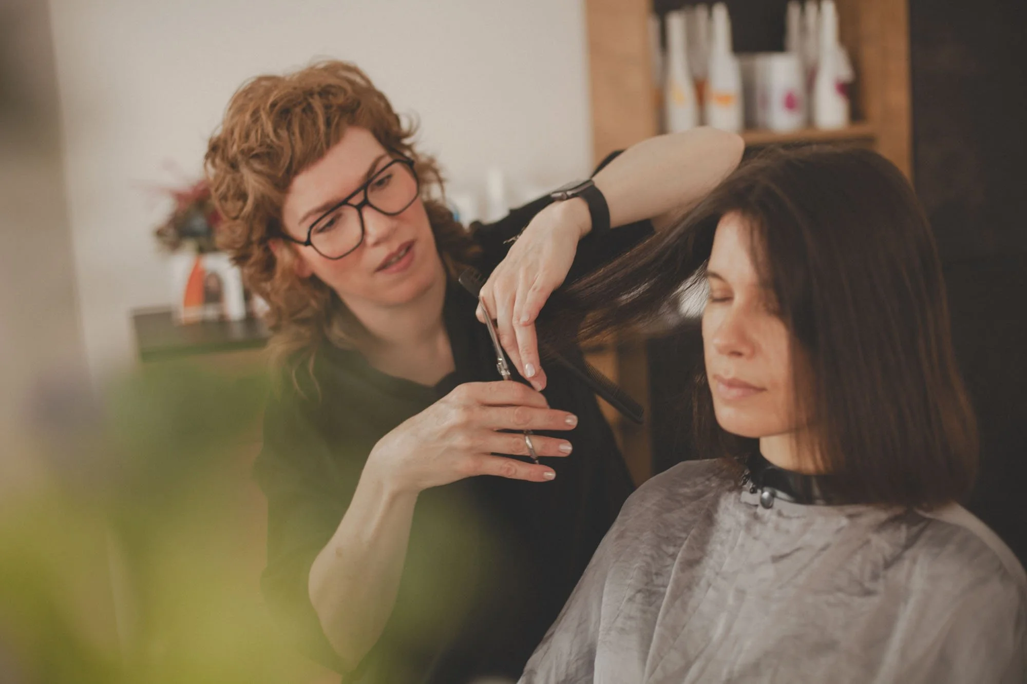 Friseur in Leipzig Innenstadt schneidet deine Haare natürlich.