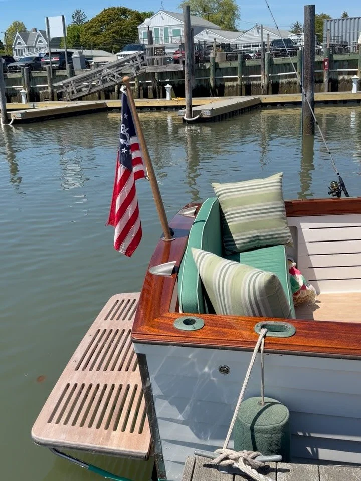 This is one of those special jobs that stand out. A new client with a 1968 MacKenzie Cuttyhunk that has been 100% fully restored.
This boat rides even better than it looks! Those old Yankees really knew how to design a great hull. The new client is a