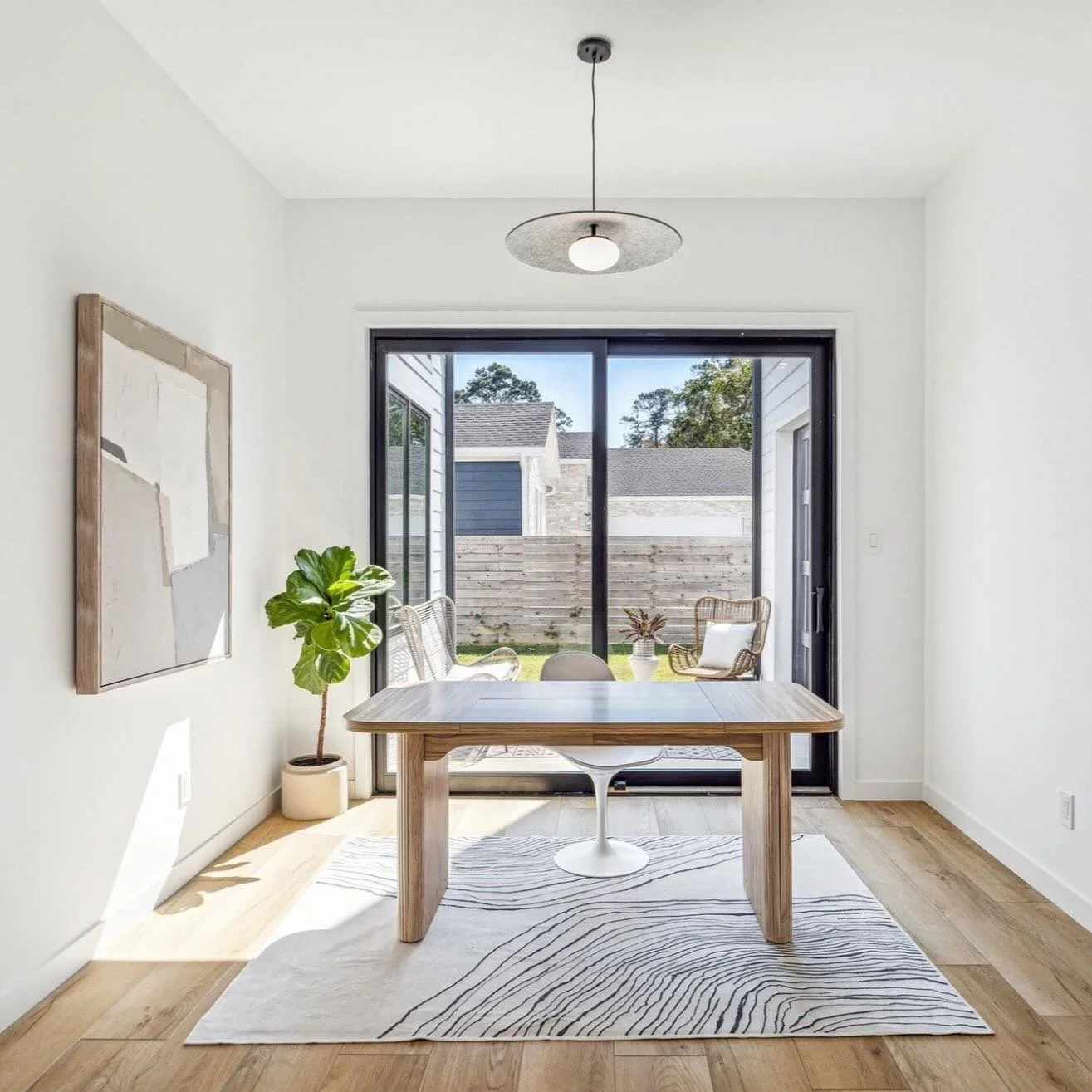 Imagine the possibilities! This beautifully staged office highlights the potential of your future workspace. Perfectly designed for buyers to envision their dreams in action! #HoustonStaging #VisualizeYourSpace

This gorgeous home is on the market! L