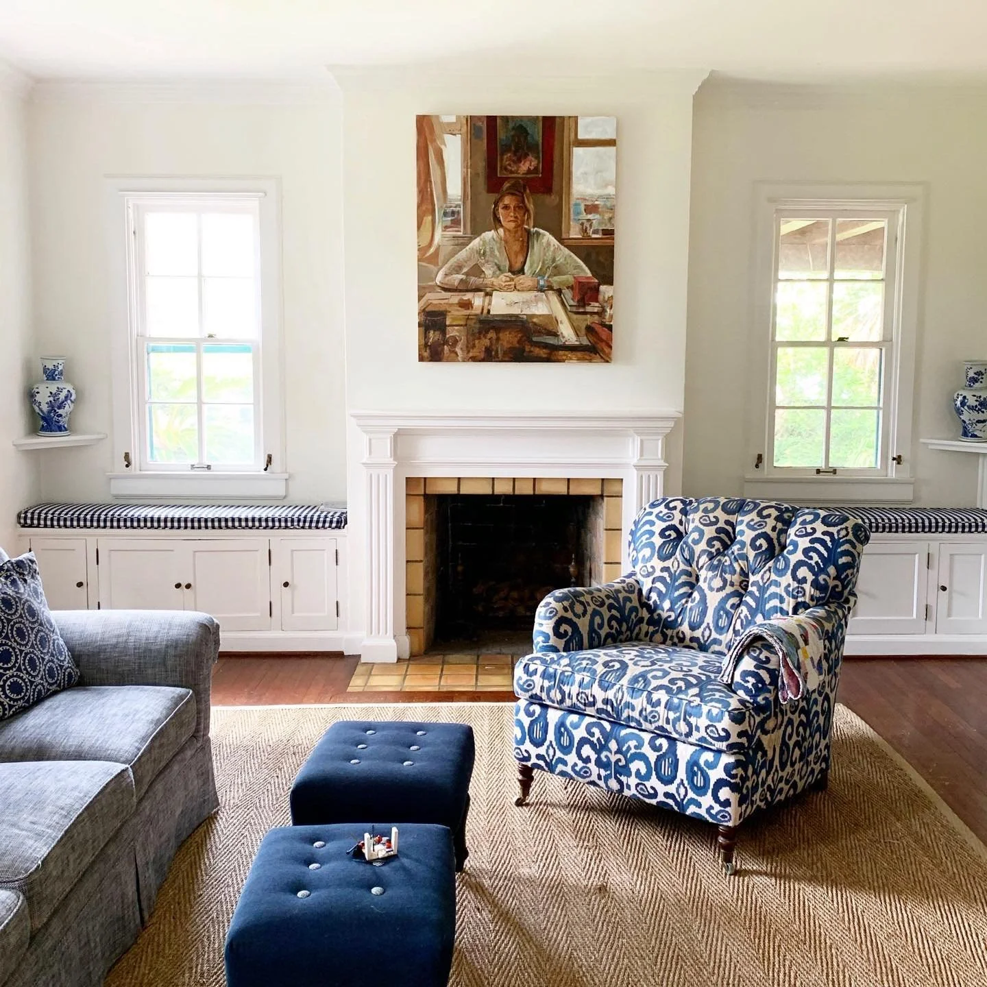 This home was a dream! Loved the sellers&rsquo; gorgeous art collection in this costal home. 

#stagecrafthouston #houstonrealestate #privateperseller