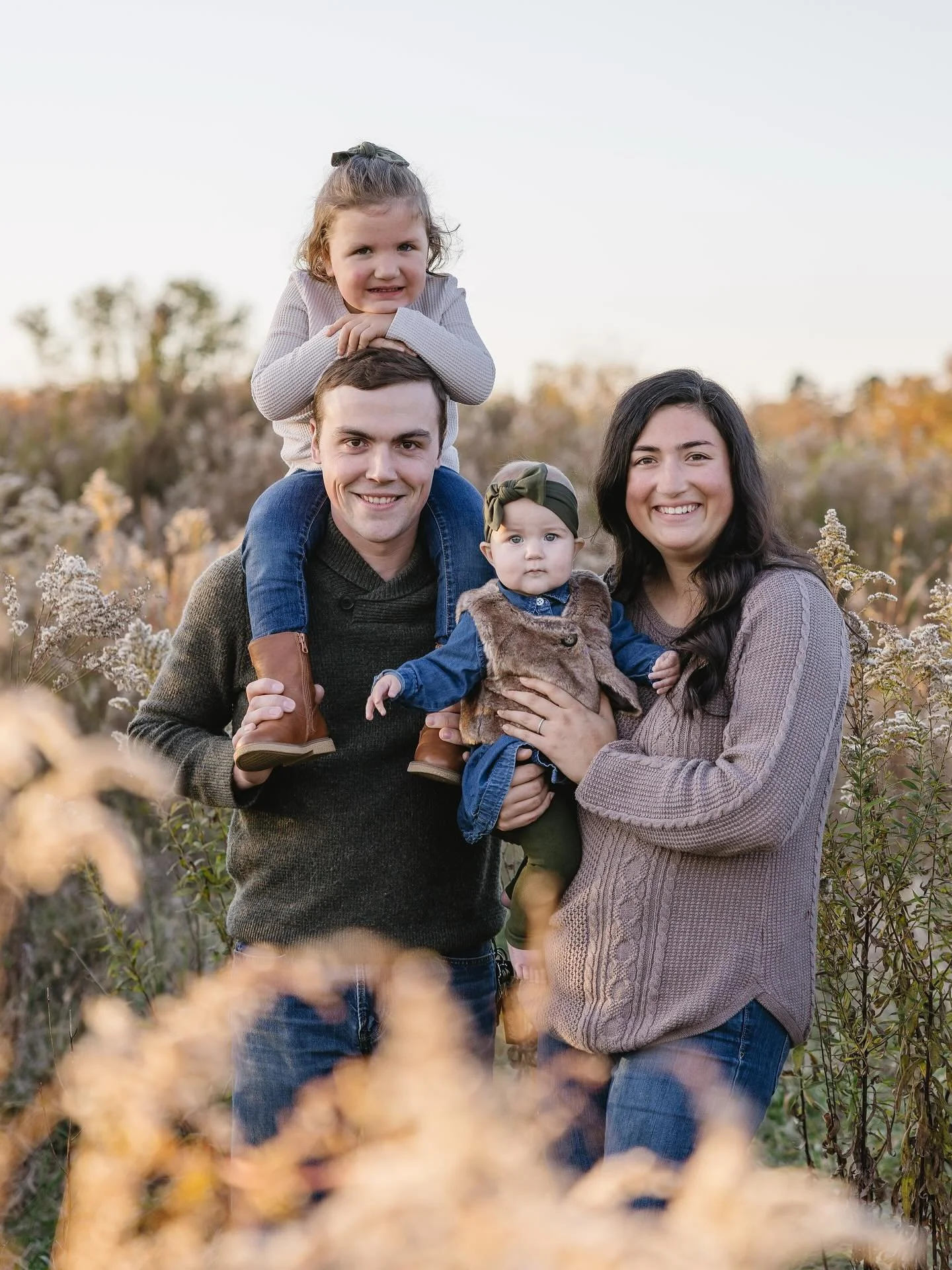 Brendan &amp; Tori&rsquo;s family was an absolute joy to capture!!! Their little family is filled with a natural ease and steadfast peace. Truly these are some of my favorite visuals to date!! And gosh that golden fall glow was the perfect backdrop f