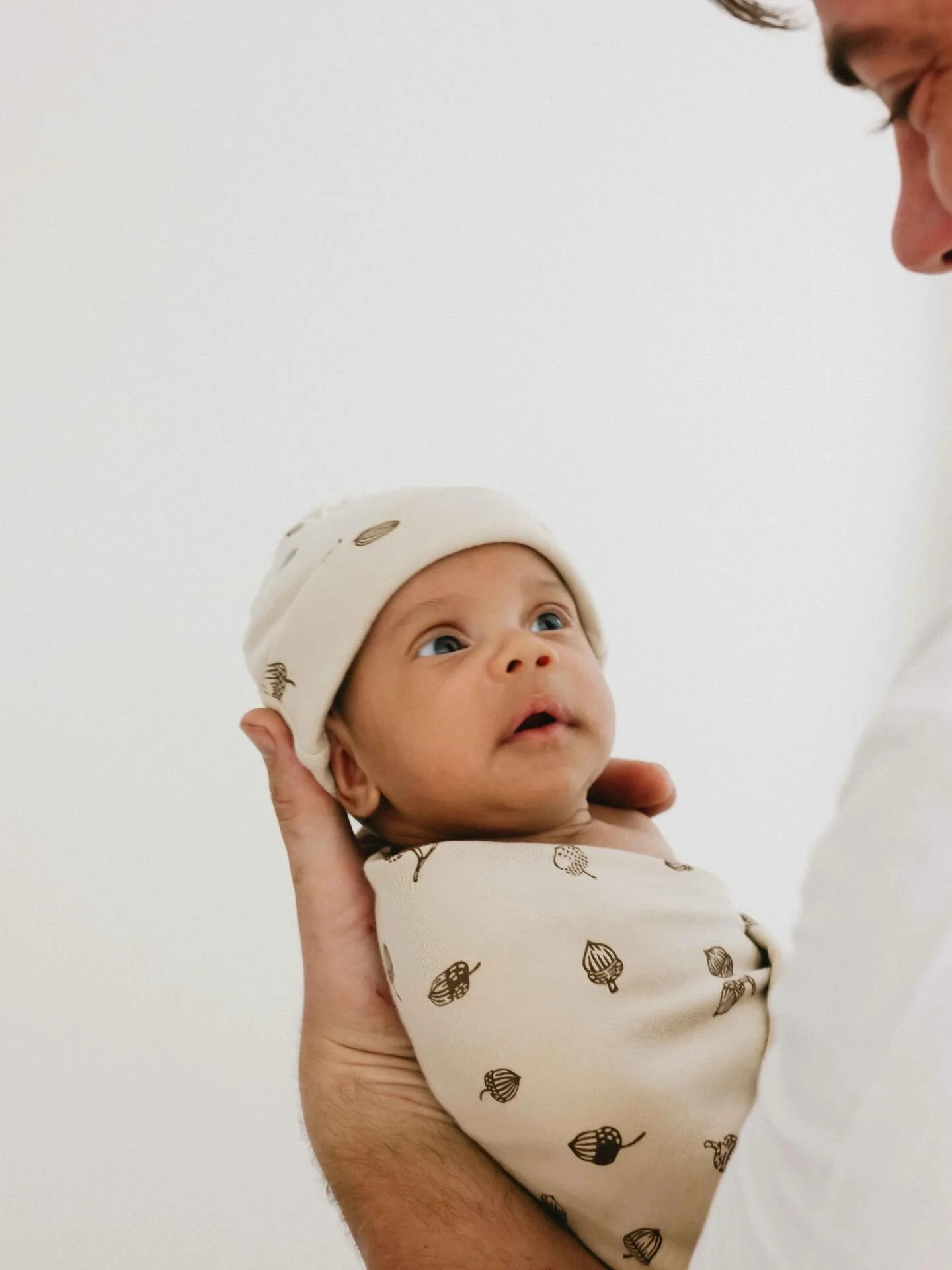 The tenderness of life that is so tangible in a newborn never ceases to usher in a fresh wave of wonder ❤️

Lancasterpaphotographer newbornphotography lancasternewbornphotograhpy Familyphotographer