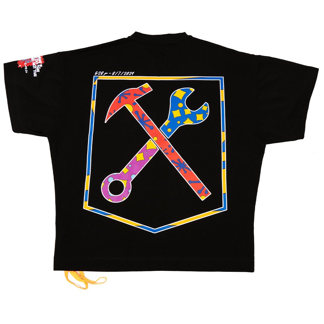 Black printed oversized t-shirt, made from cotton and elastane from the brand Serban.