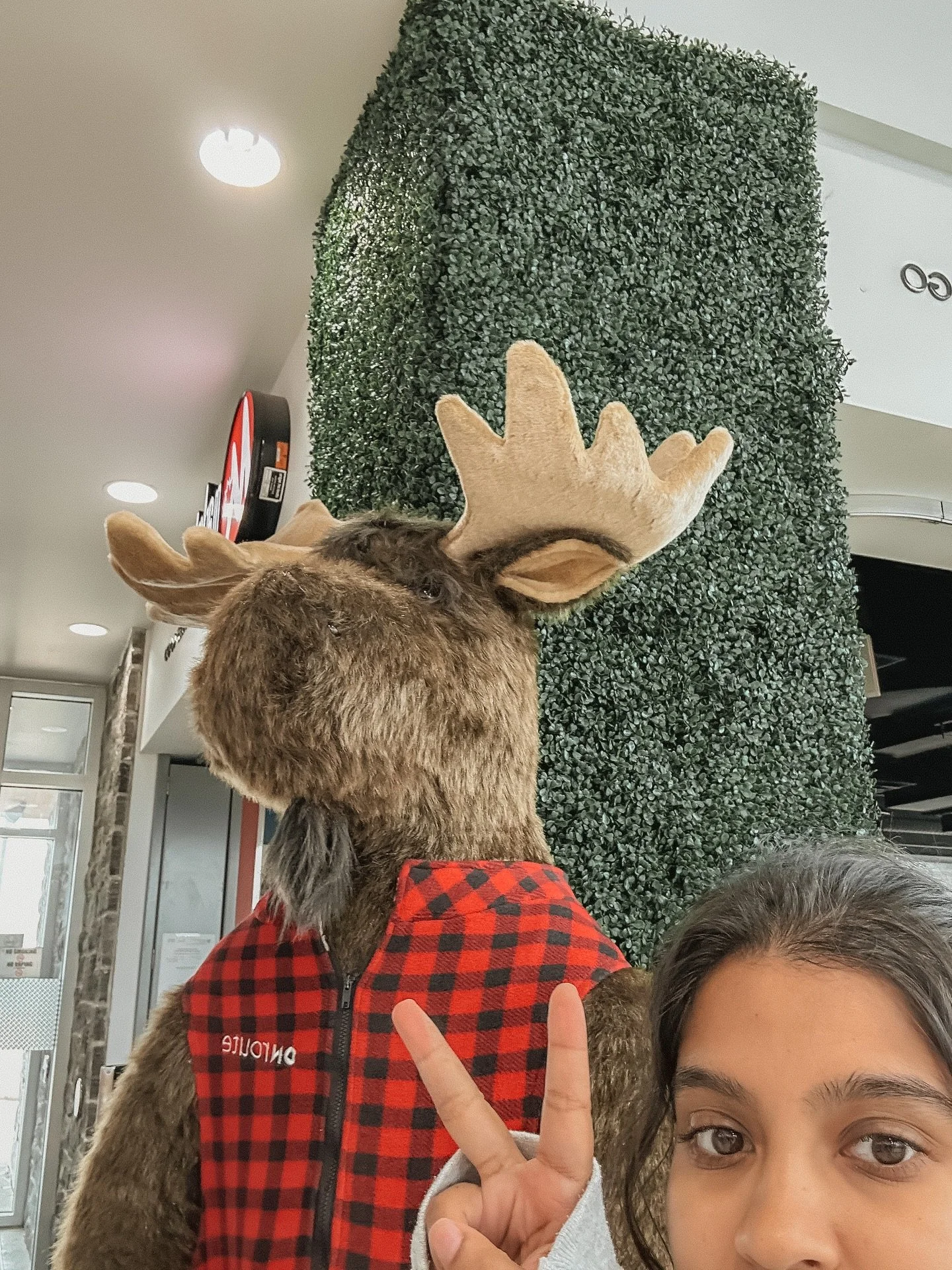 had to find an Ultra Canadian pic to let all my fellow Canadians know that TO BARGAIN WITH MORTALS is currently 25% off at Indigo until July 13! I had an out of body experience looking at that banner not gonna lie. Going from being a teenager shoppin