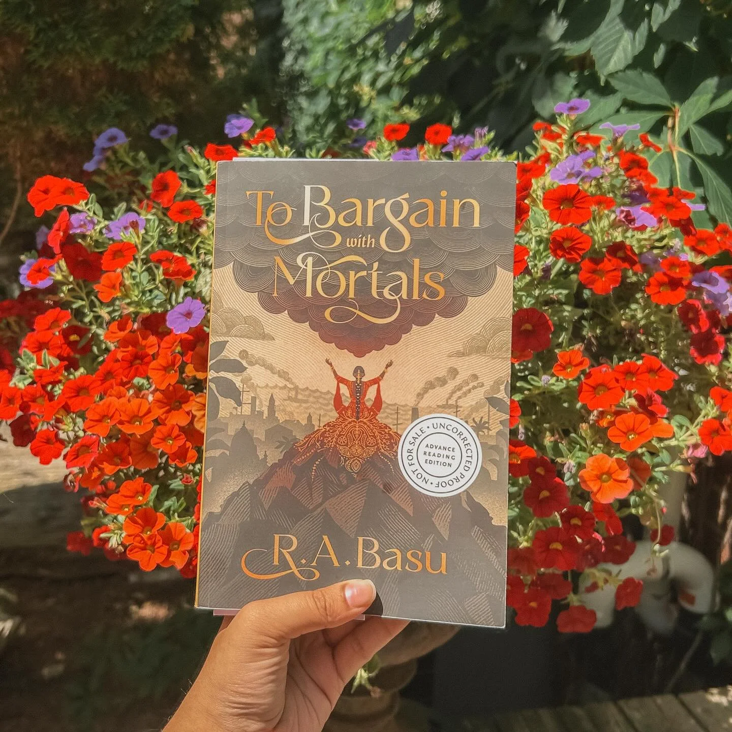 The ✨ Goodreads giveaway ✨ for TBWM closes tomorrow!!! I am honestly so floored at the number of entries already 🥹🥹 If you&rsquo;ve not yet entered and still want to I put the URL in my bio to make it super easy &lt;3  good luck!!!! 🍀

🏷️ #tbwm #