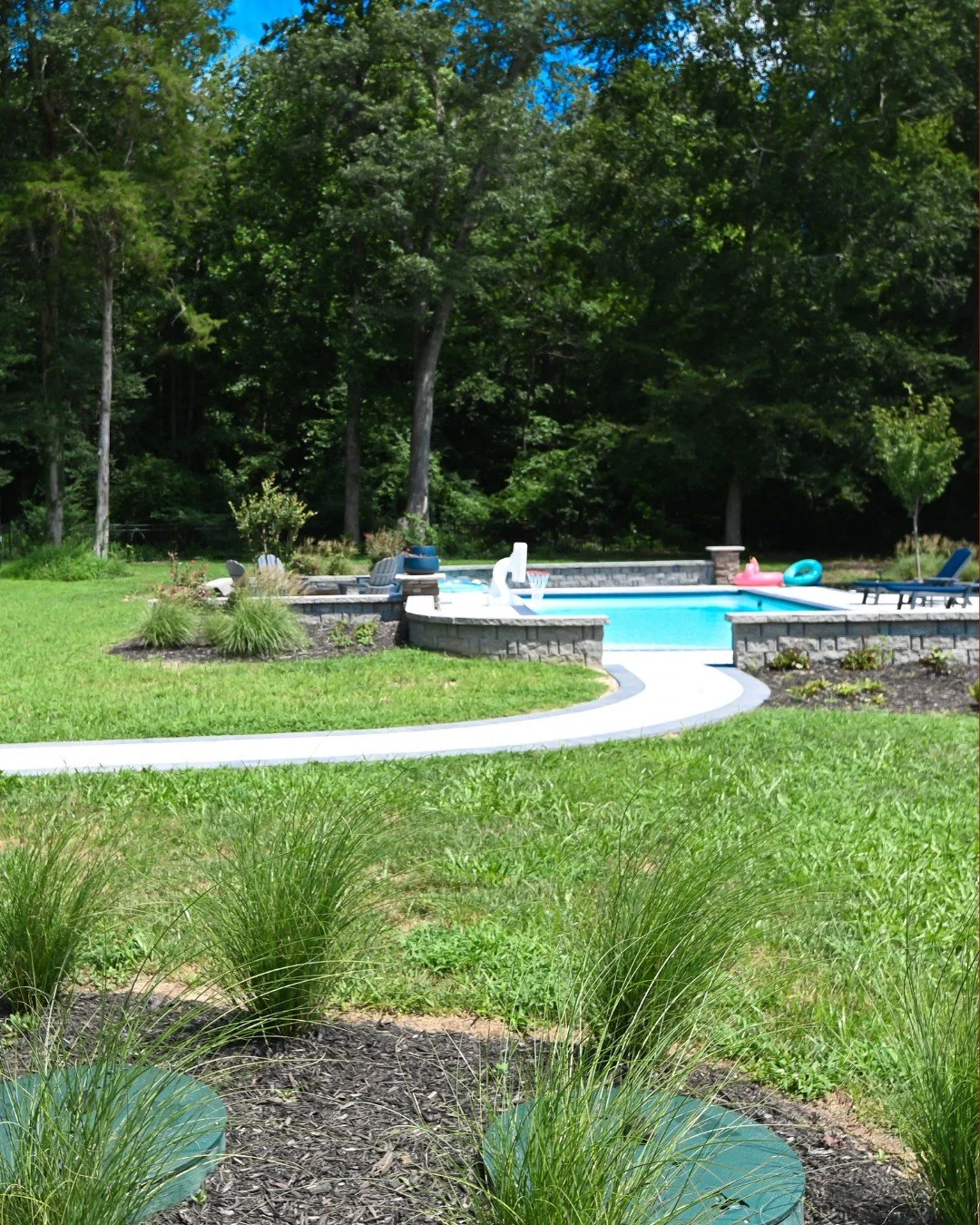 The path that leads you to tranquility.

#OakValleyCustomHardscapes #OakValley #PaverPatio #HardscapeDesign #OutdoorLiving #HomeUpgrade #ProjectGallery #Pool