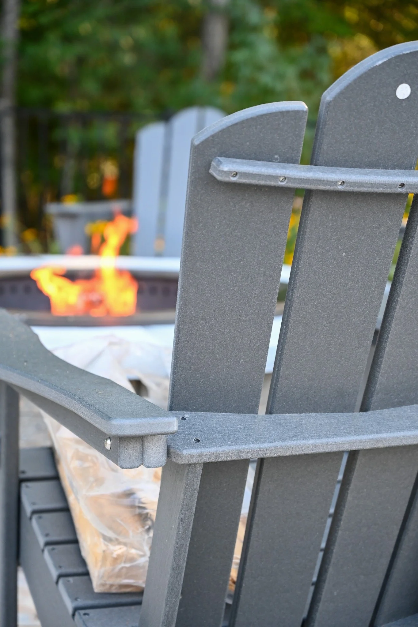From crisp winter nights to summer gatherings, we create outdoor spaces that work year-round.🔥 

#OakValleyCustomHardscapes #OakValley 
#PaverPatio #HardscapeDesign #OutdoorLiving
 #HomeUpgrade #ProjectGallery #Pool