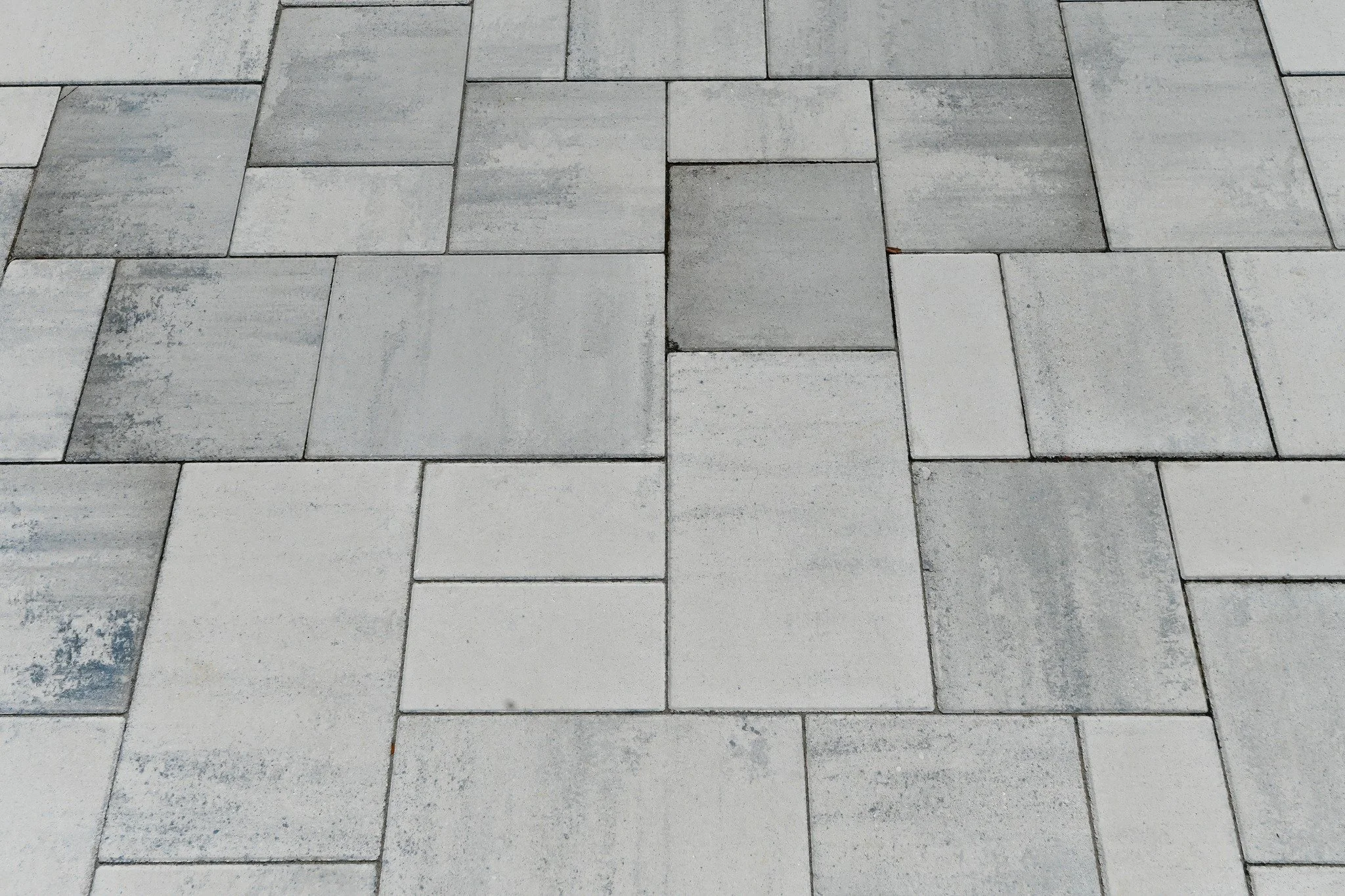 Virginia winters can be tough on patios. A little prep now helps pavers stay beautiful through frost, freeze, and thaw. Learn how to winterize your outdoor space with our latest blog. Link in bio. 

#OakValleyCustomHardscapes #OakValley 
#PaverPatio 