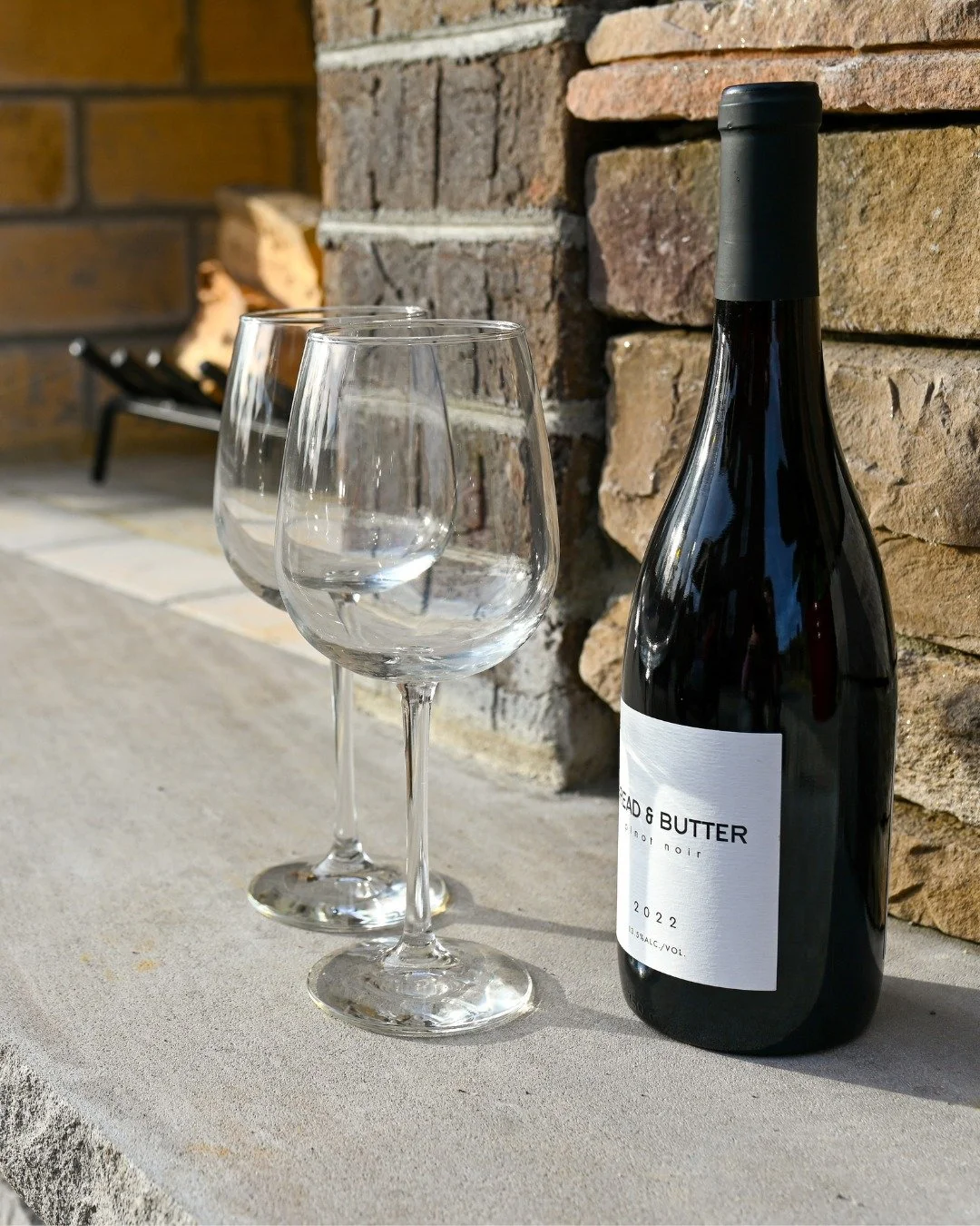 Unwind, entertain, and elevate your evenings.

#OakValleyCustomHardscapes #OakValley #PaverPatio #HardscapeDesign #OutdoorLiving #HomeUpgrade #ProjectGallery #Pool