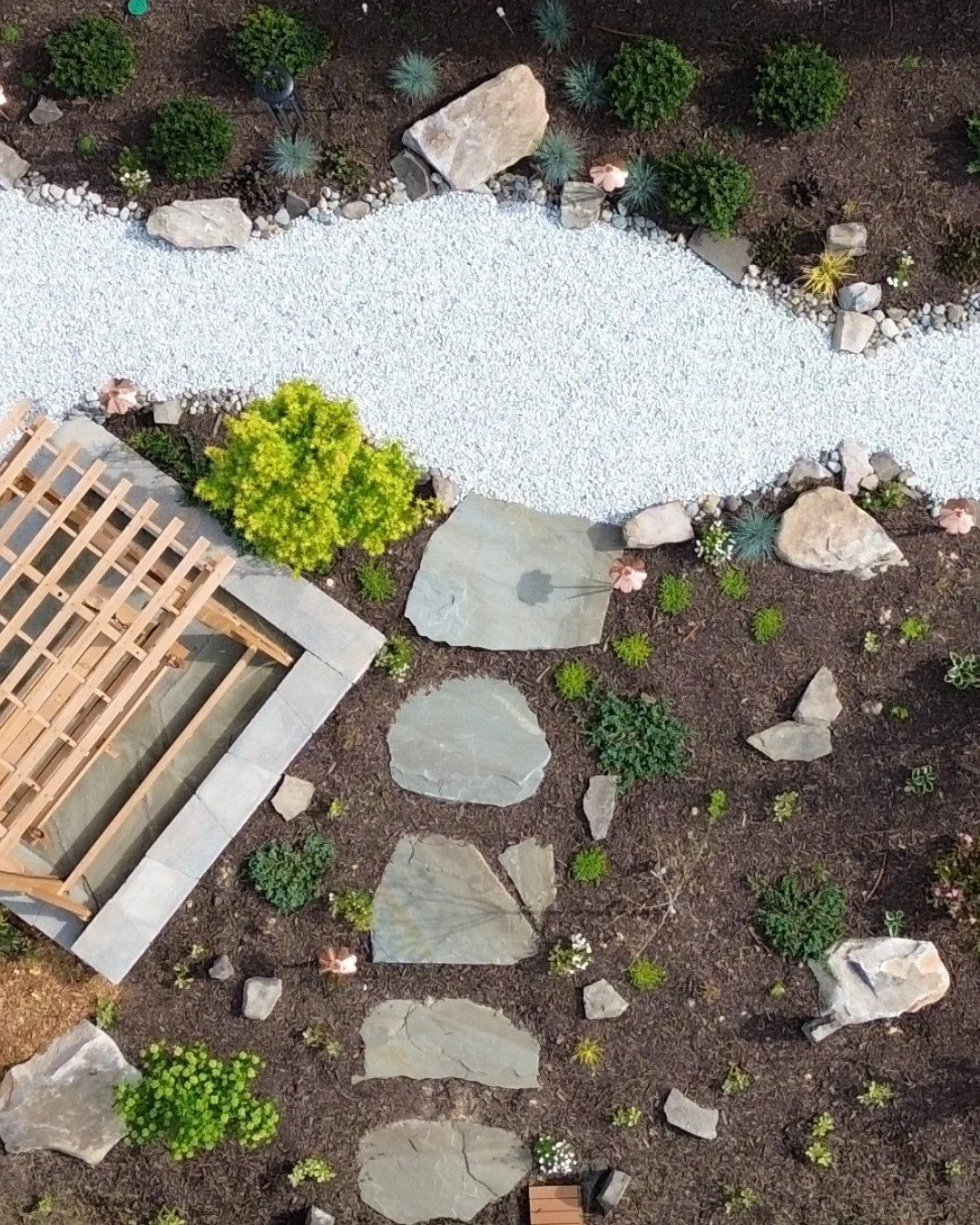 A path that invites you in. 🌿

#OakValleyCustomHardscapes #OakValley #PaverPatio #HardscapeDesign #OutdoorLiving #HomeUpgrade #ProjectGallery