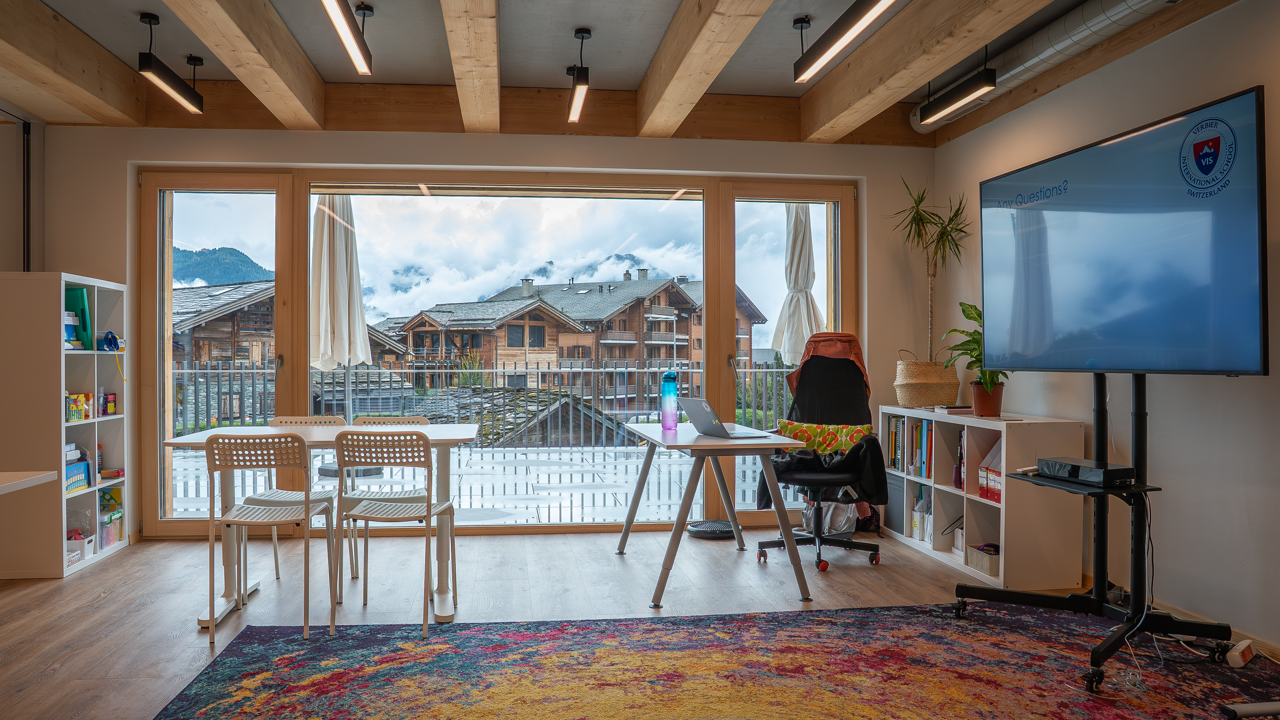 VIS - ARRIVAL DAY 25-07004.png