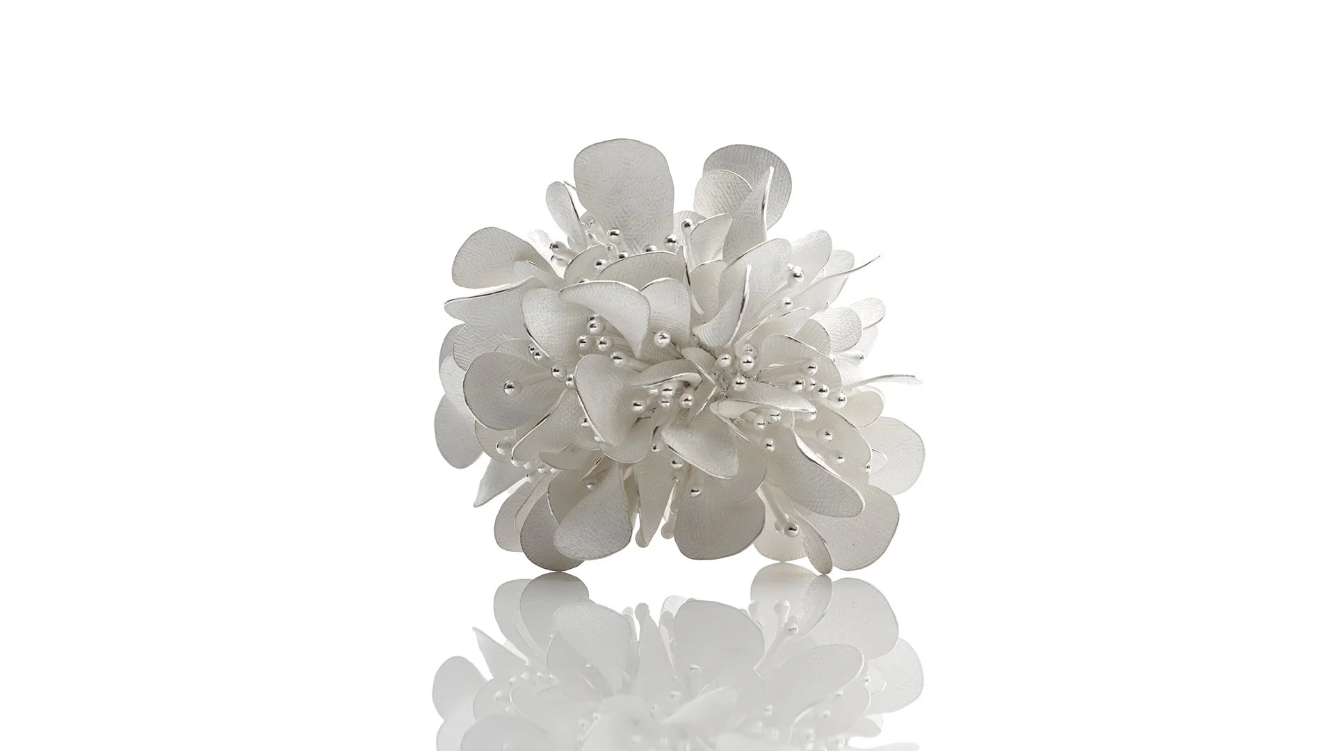 JM879.mori.sassoon_1_(c)Sylvain Deleu_Extended.jpg