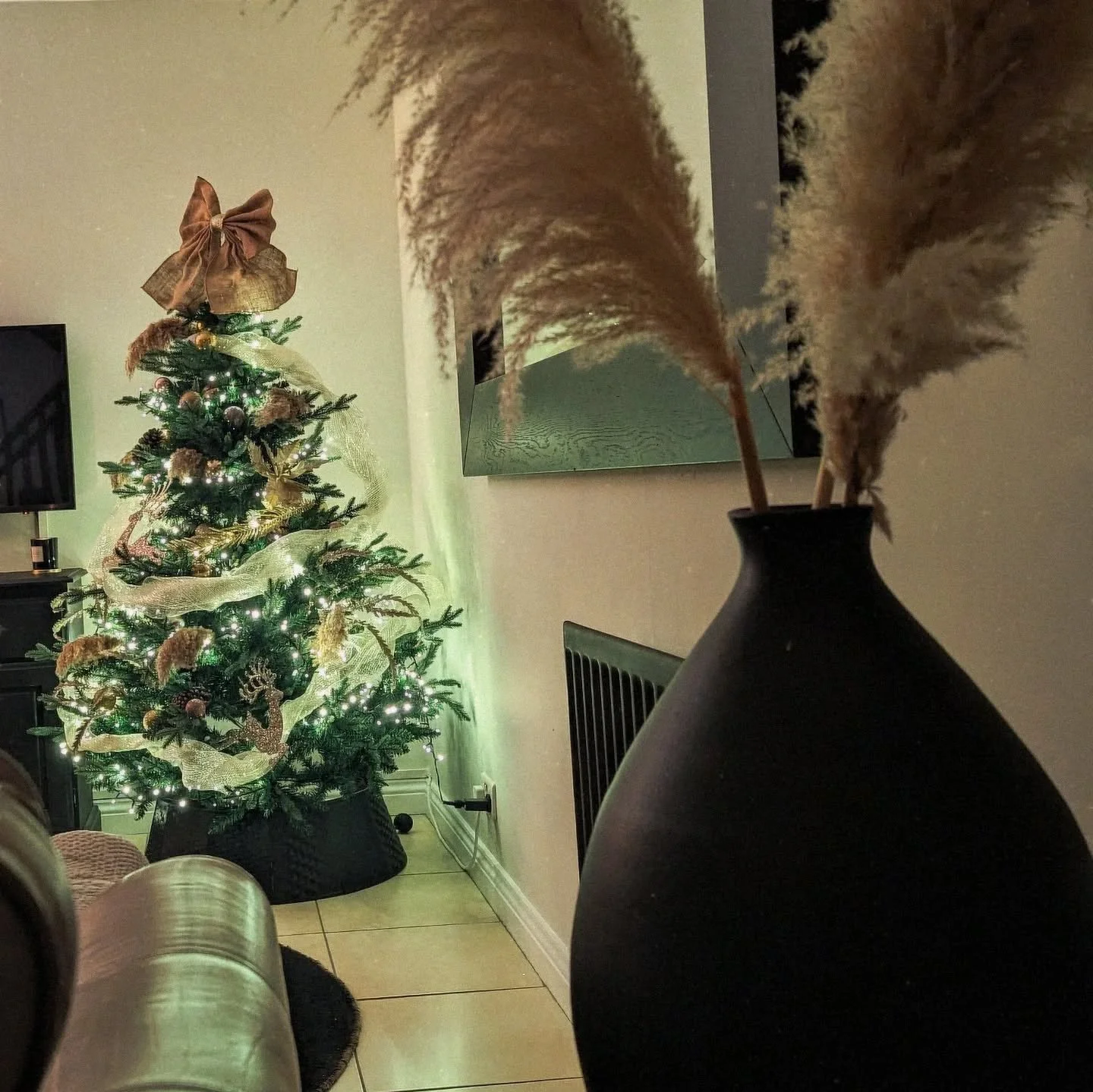 Christmas magic is in the air ✨ 

It's officially Christmas at Pen-Y-Worlod holiday cottages and it is our favourite time of year.

We have limited availability left but if you are looking for a cosy stay with us, please get in touch to avoid disappo