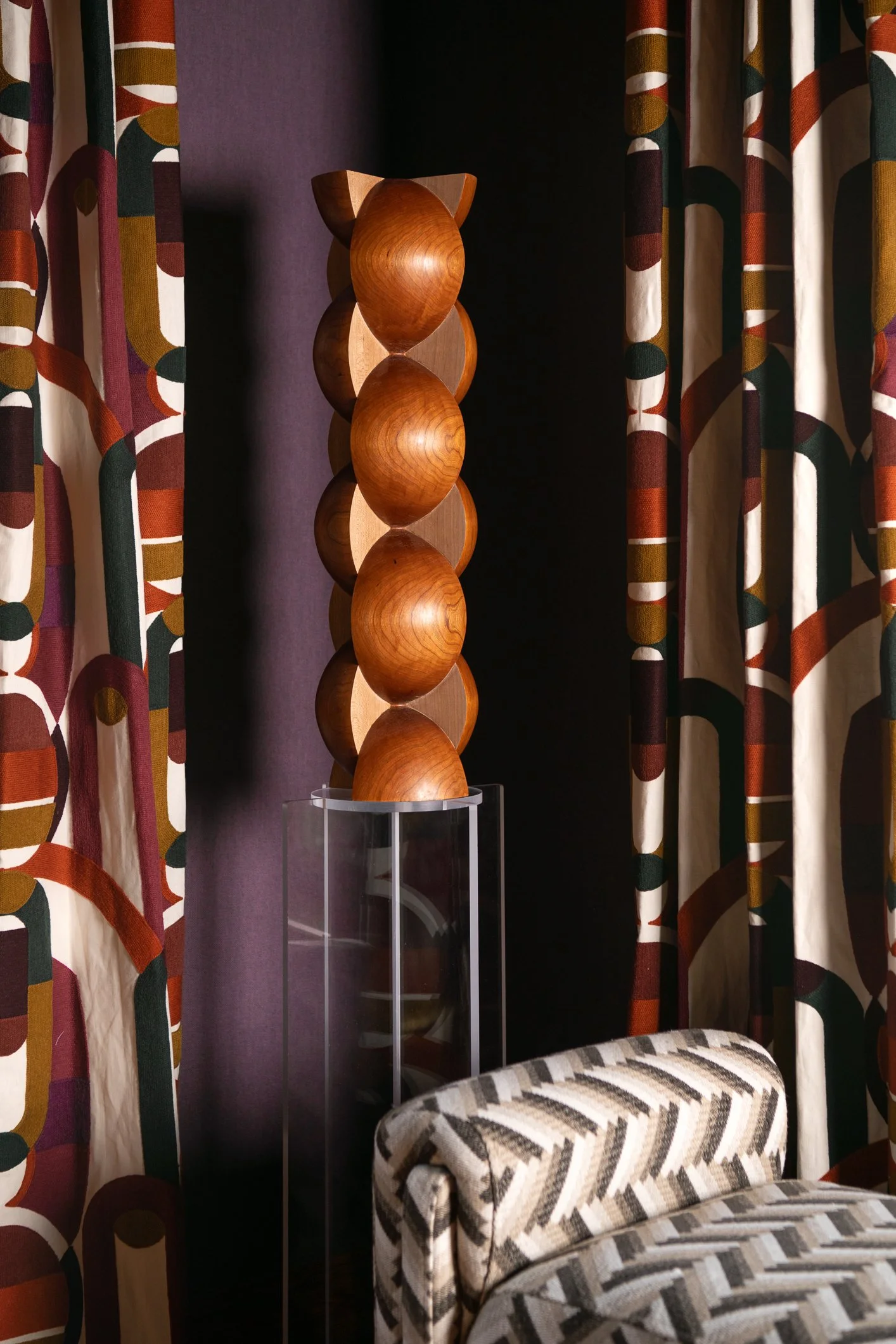 Fan by Vivian Chiu | Photo credit: Laura Visioni | Design by Robin Gahan (Marble Moon Interiors)