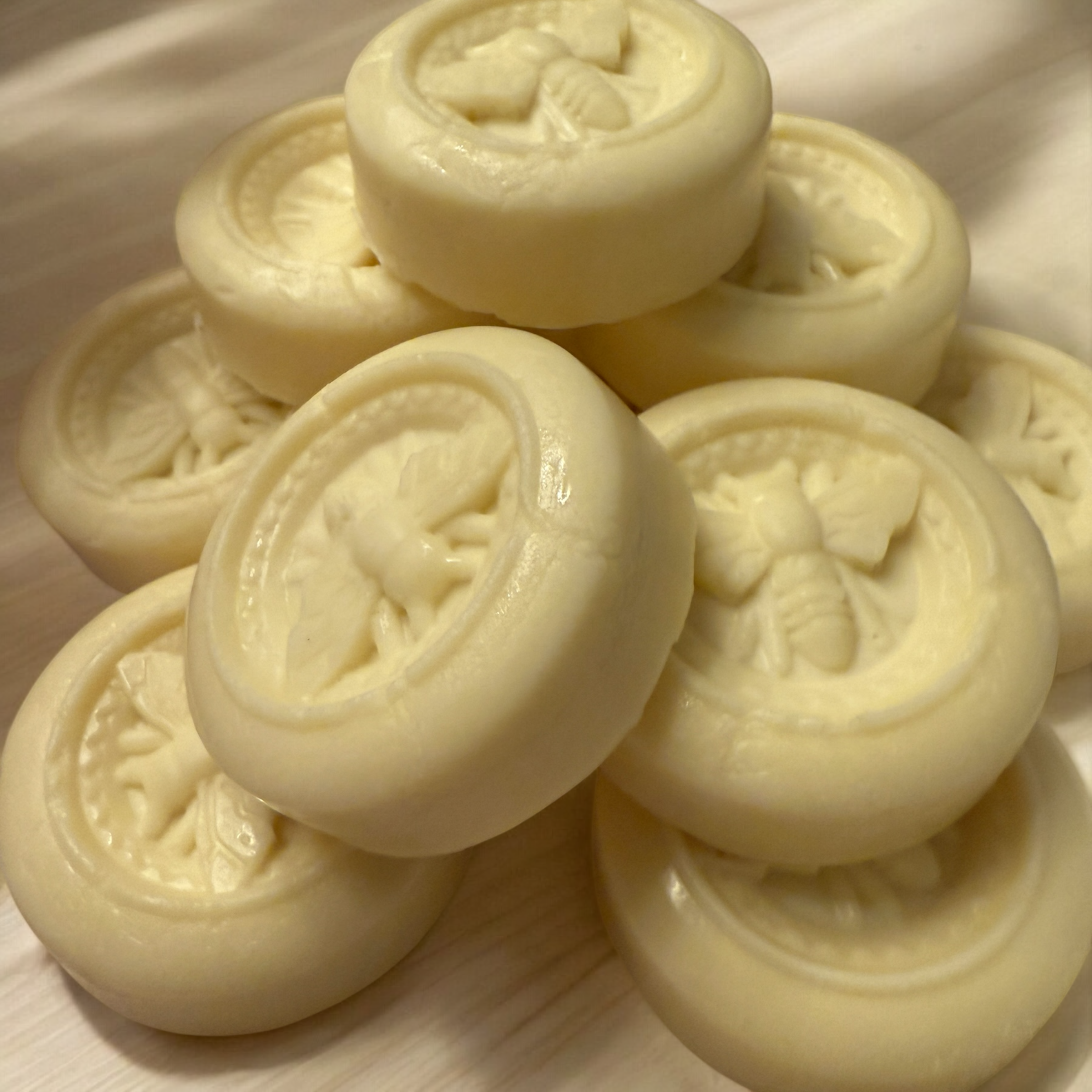 Goats Milk & Beeswax Lotion Bar