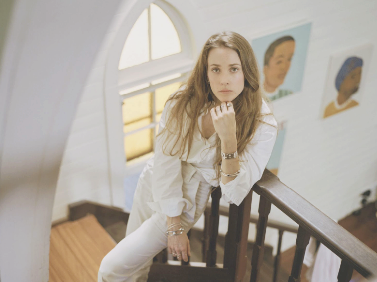 Emma Louise Returns Rebuilt on ‘Sunshine for Happiness’