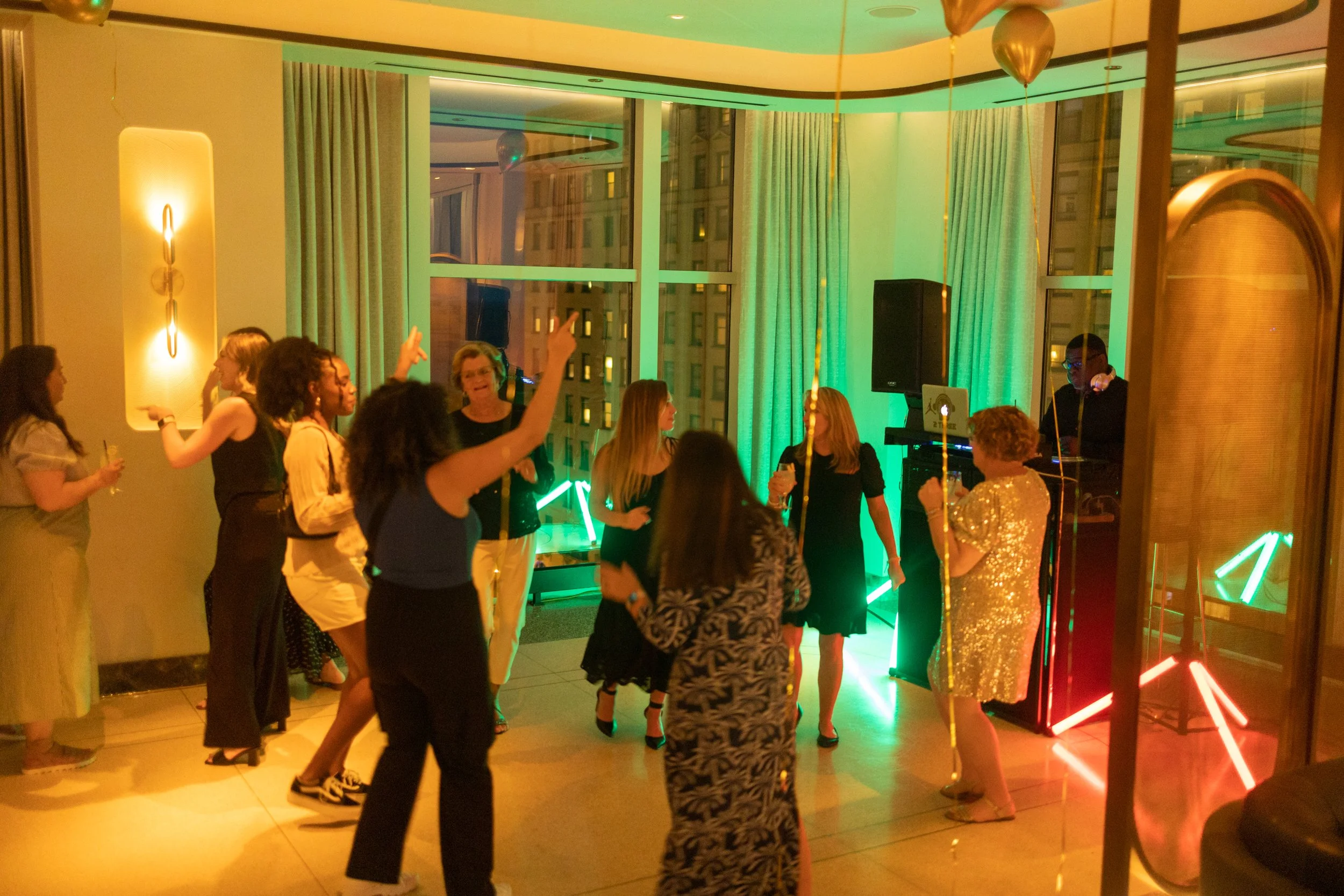 Eric's 30th-0451-web.jpg