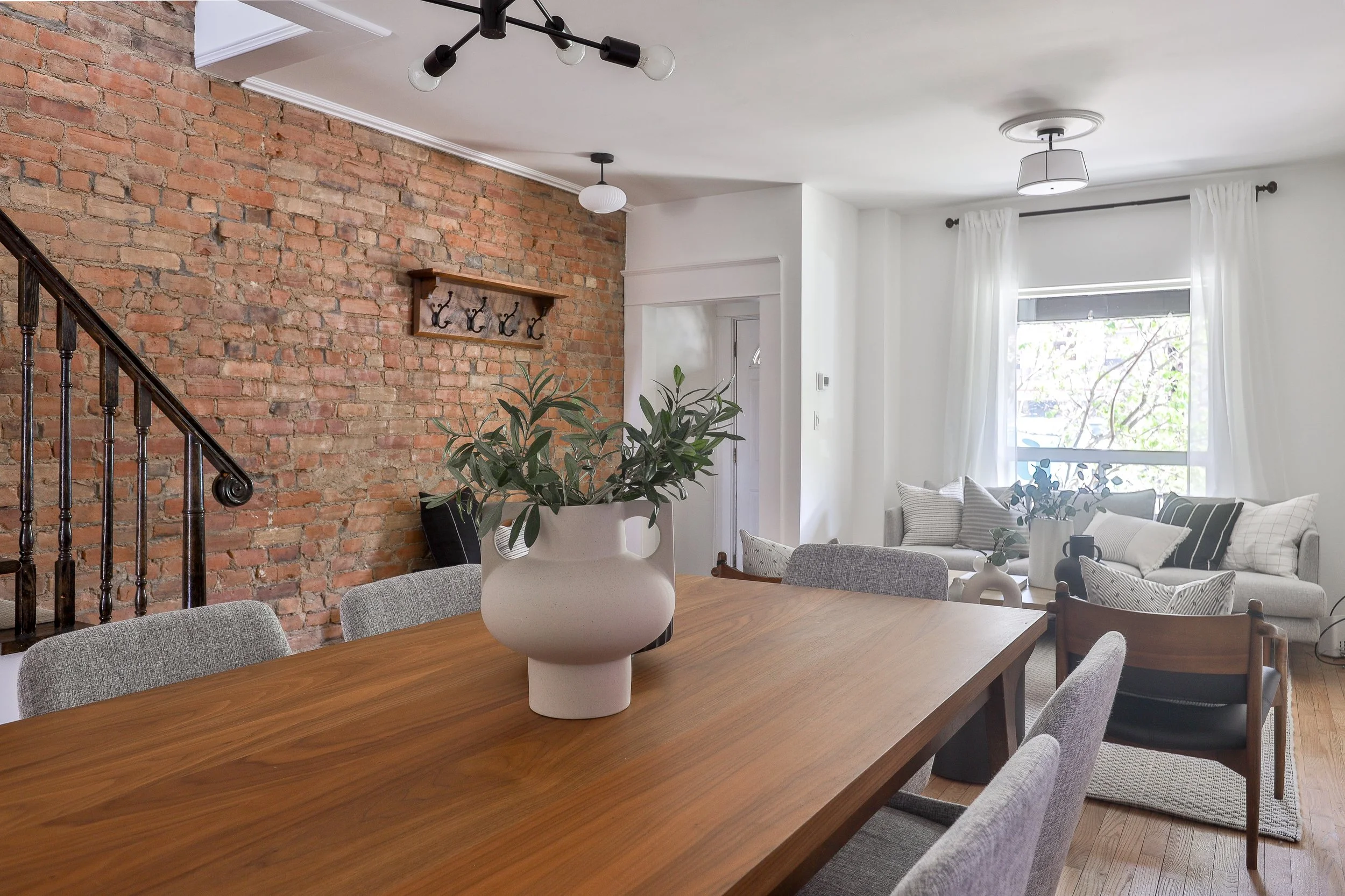 64 Campbell Ave-28.jpg