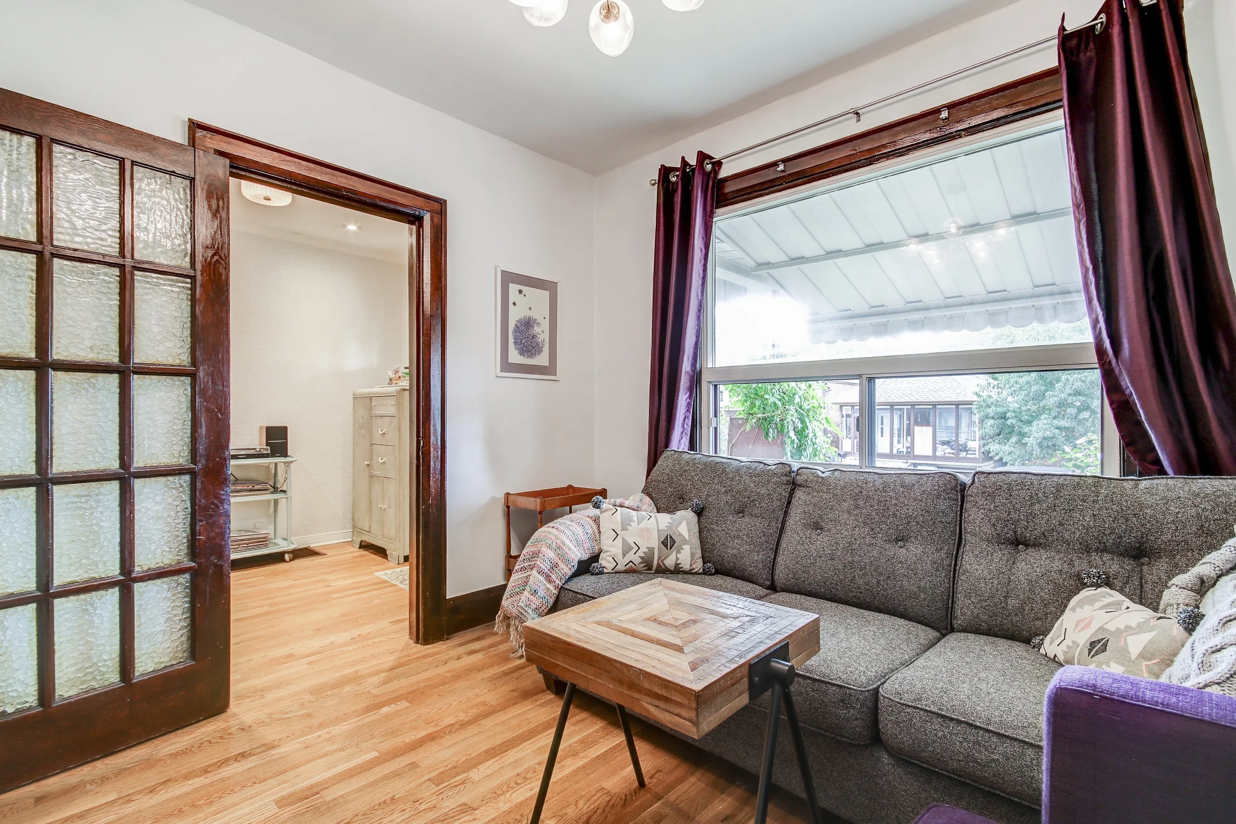 108ClovellyAve-17.jpg
