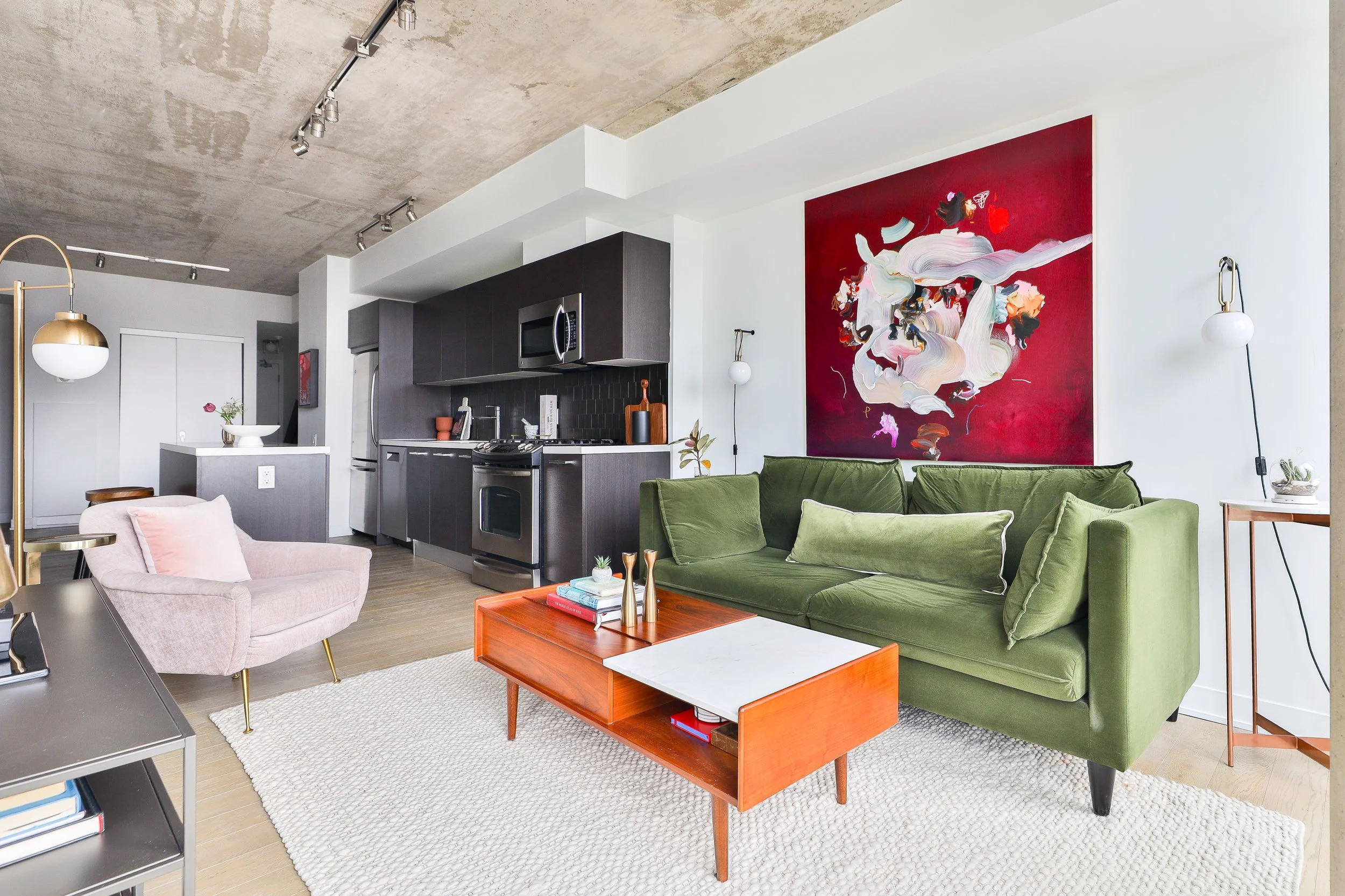 1413-318 King St E-18.jpg