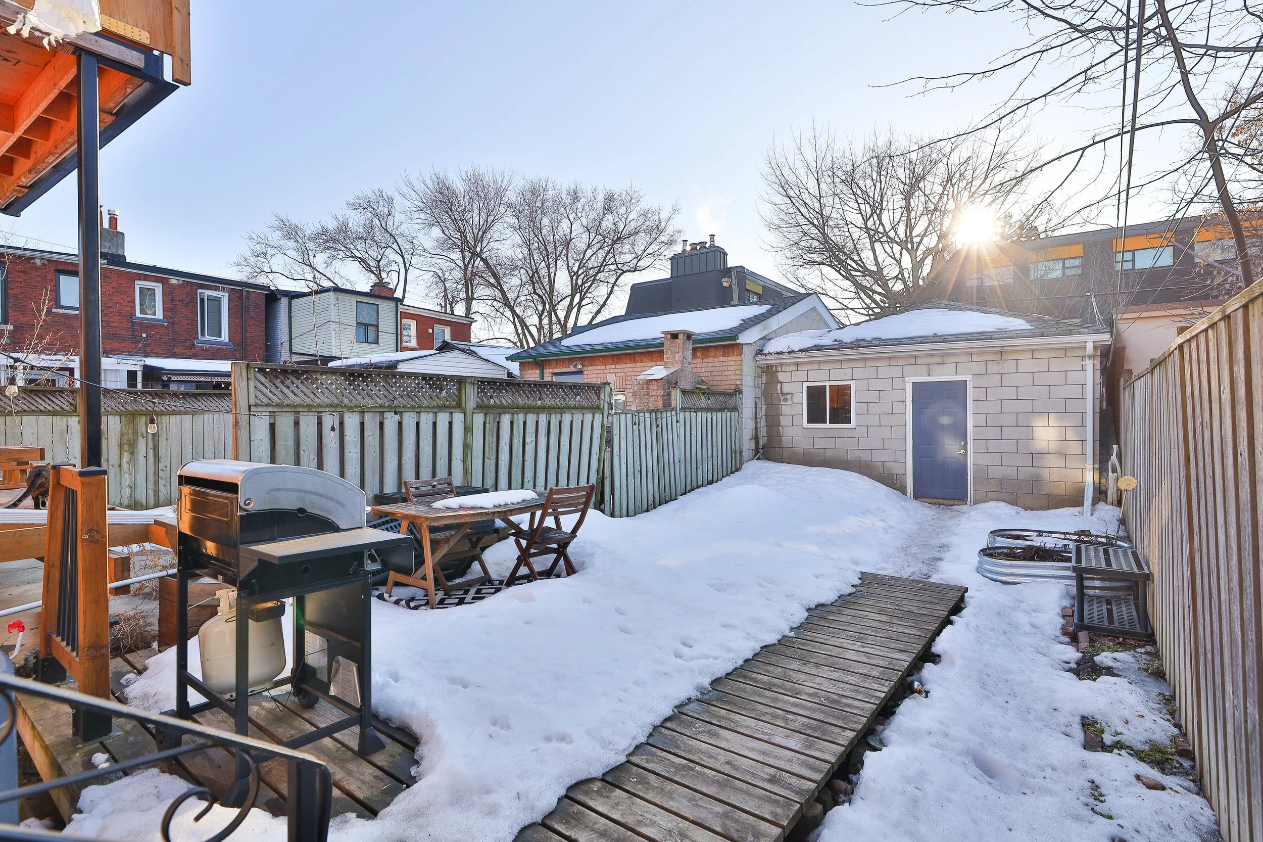 20 Uxbridge Ave-34.jpg