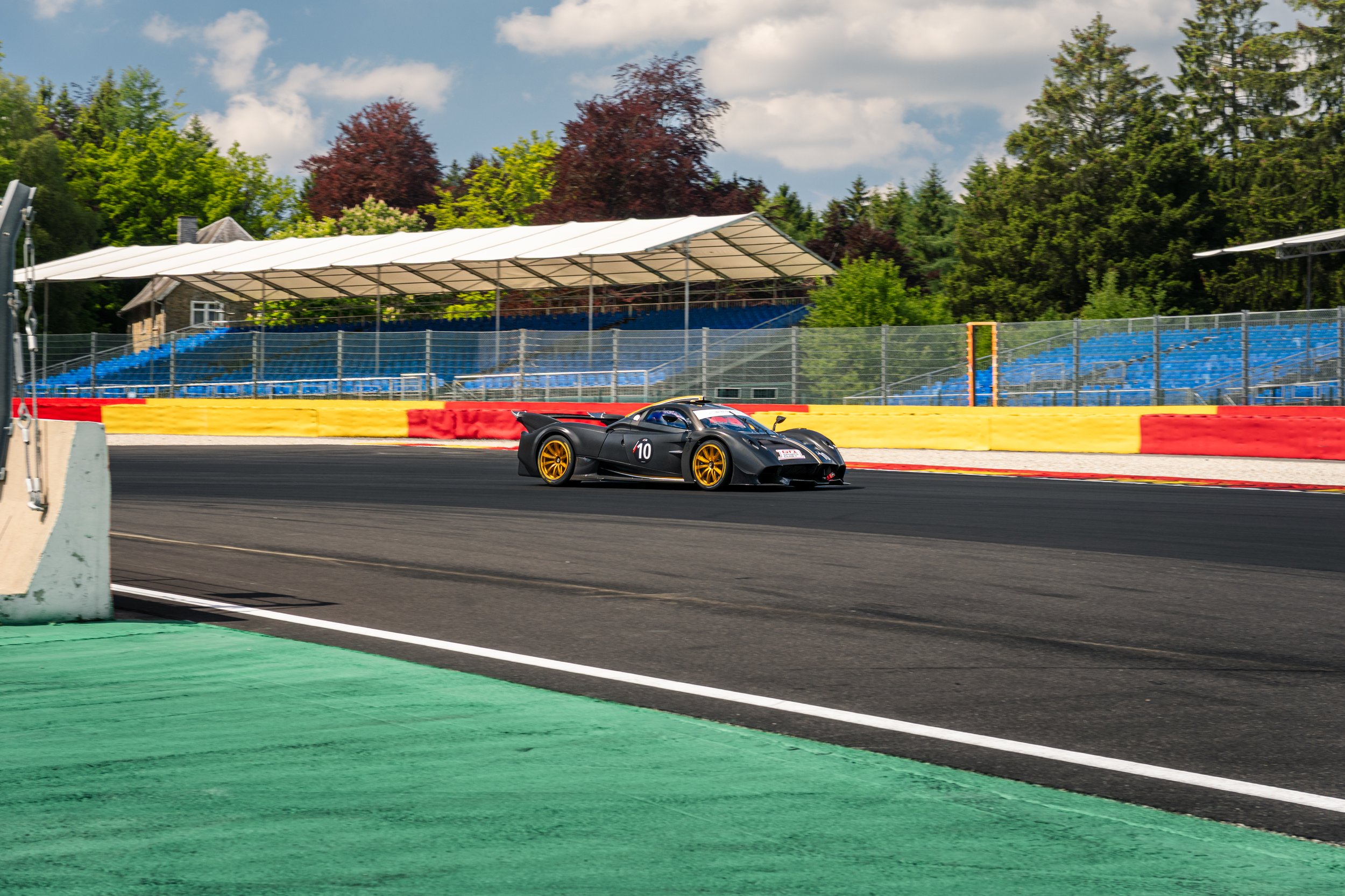 RVP Spa Pagani GT1-86.jpg