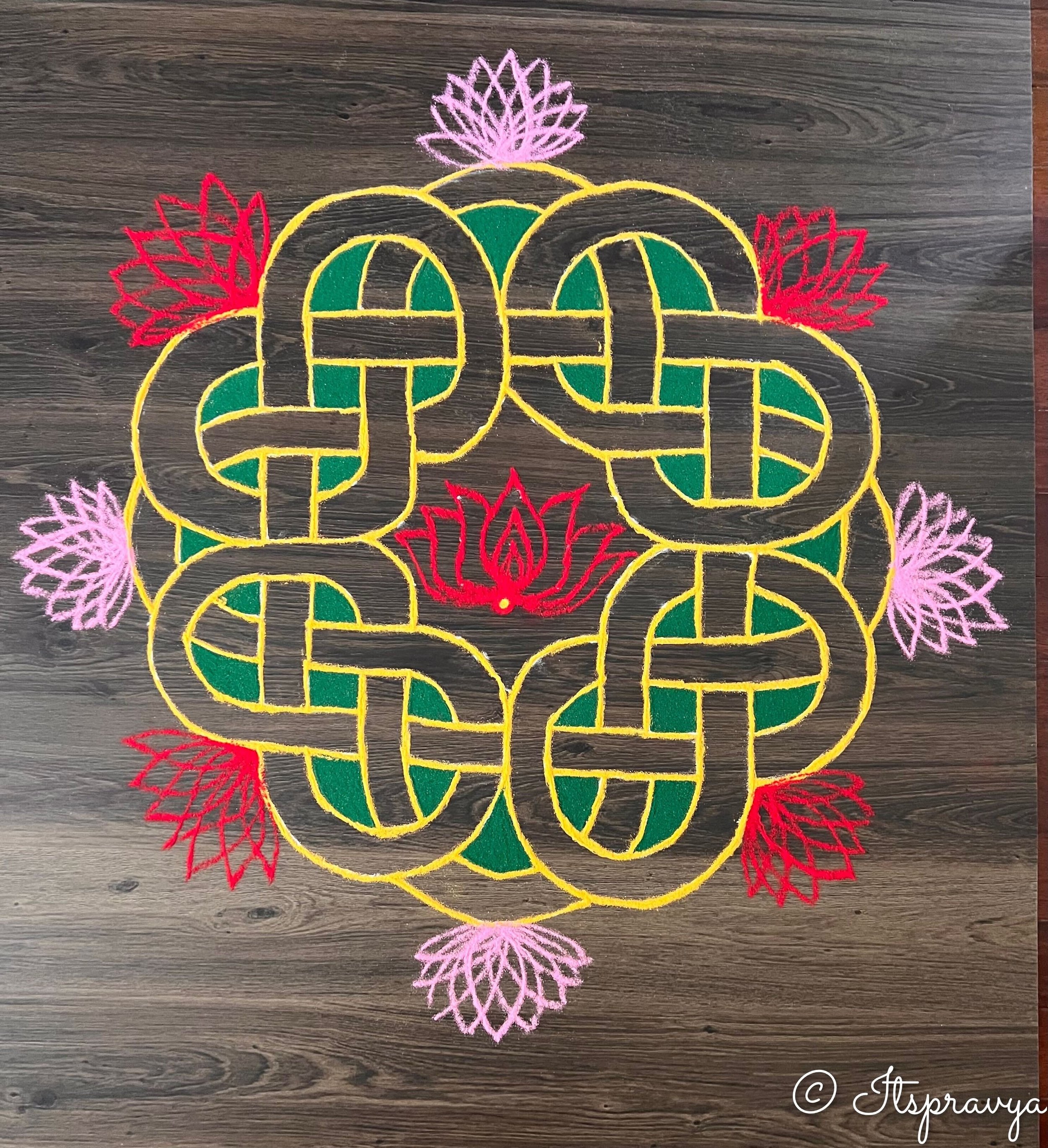 1Kolam.jpg