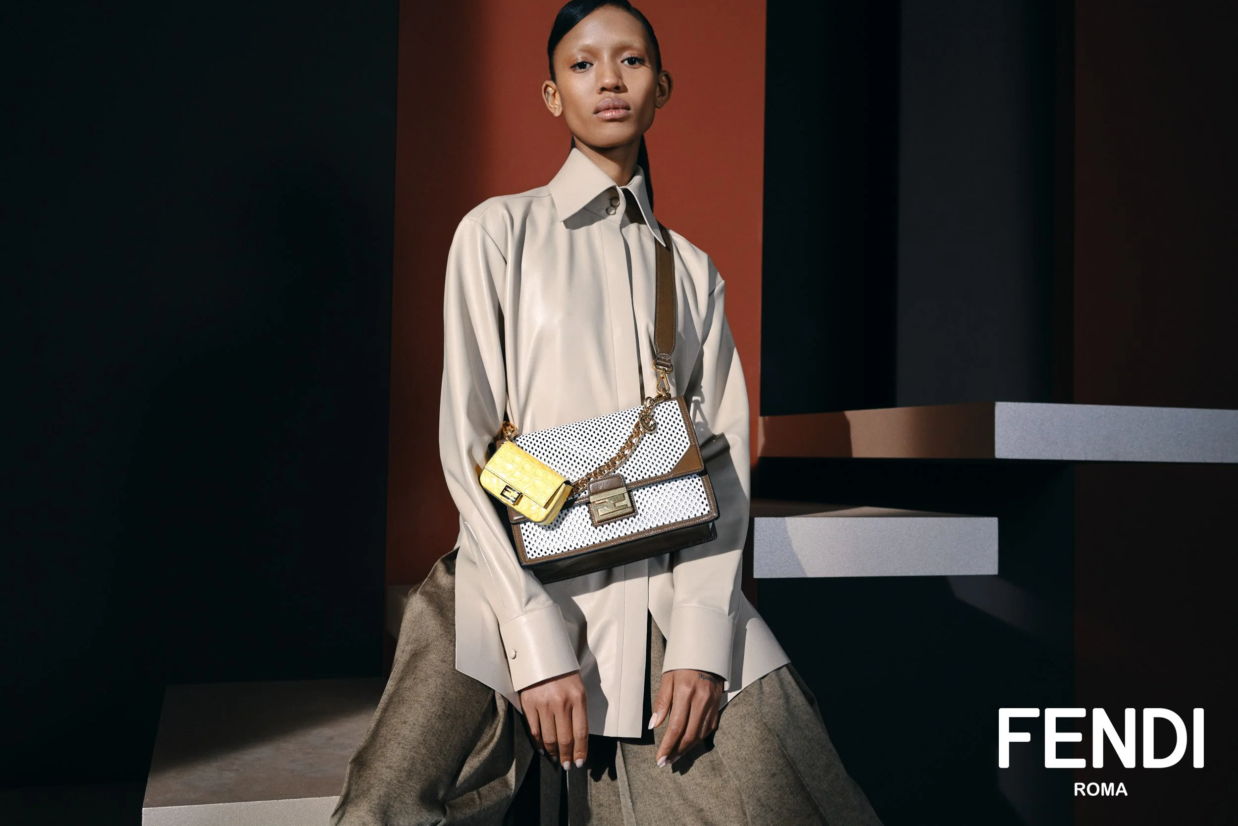 FENDI_FW19_08_0283_Logo.jpg