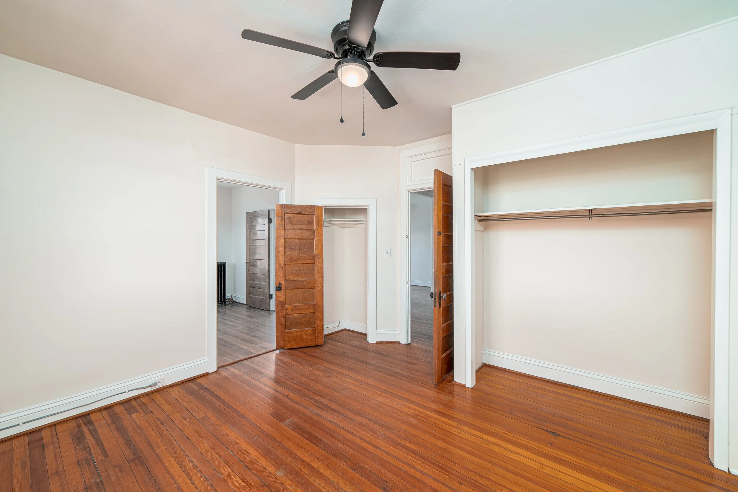 RES%20TRI%2002282026%20819%20Colonial%20Ave%20Unit%208%20%239%20%28c%29%202026%20Robert%20Hamm%20Photography%207575633424.jpg
