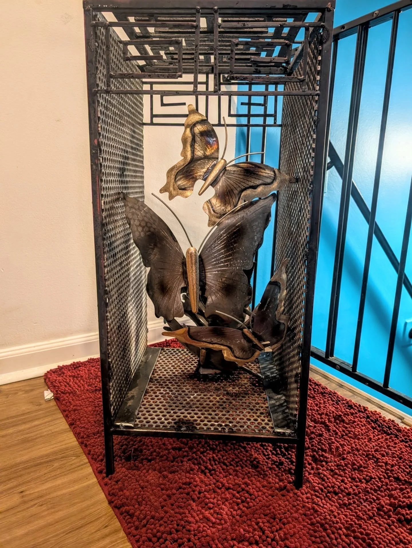 Fun project for the kid- butterflies and sprunkis that she can apply the finishing paint.

#tableart #metalart #funprojects #metalwork #welding