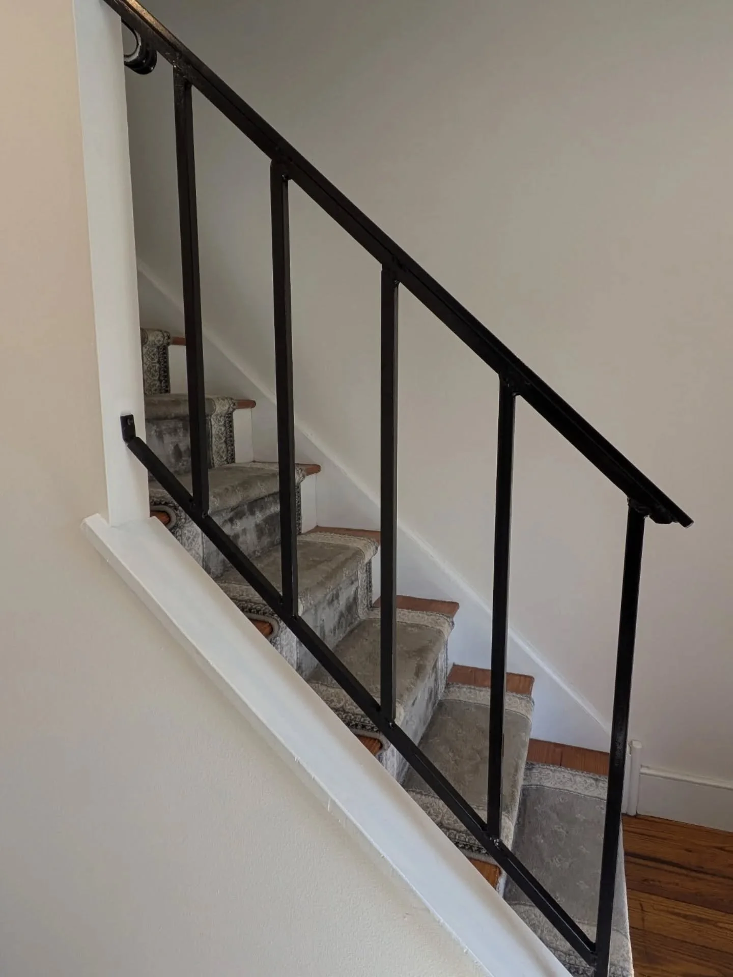 Sometimes simple and clean is exactly what you need.

Interior handrails for a friend.

#welding
#familybusiness
#handrails
#smallbusiness