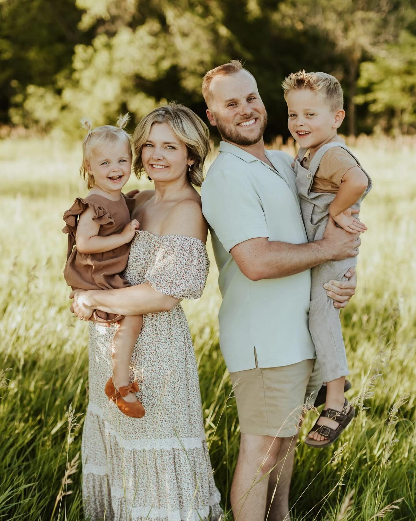 I admit I worried about the heat and the bright sun but daaaaaaaang did we nail this session! 
It would be absurd to say I&rsquo;ve learned everything there is to know about photography. After all these years I can still walk away having learned some