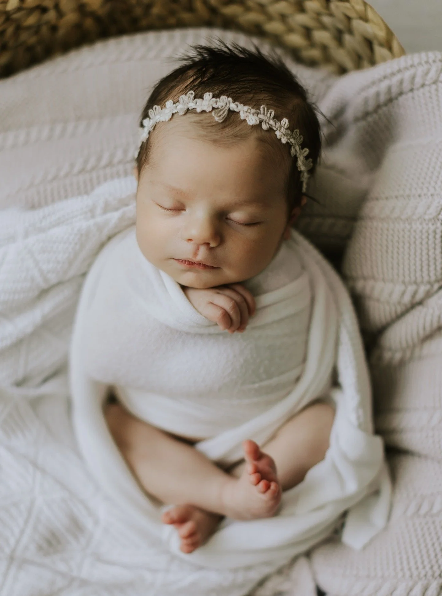 Through the intensity of 60+ outdoor sessions the last 6-8 weeks, I DO still find time to take those babies! I can't think of a time I have ever turned down a newborn session, so, if you're wondering--no, it's never too late to ask! 
While the &quot;